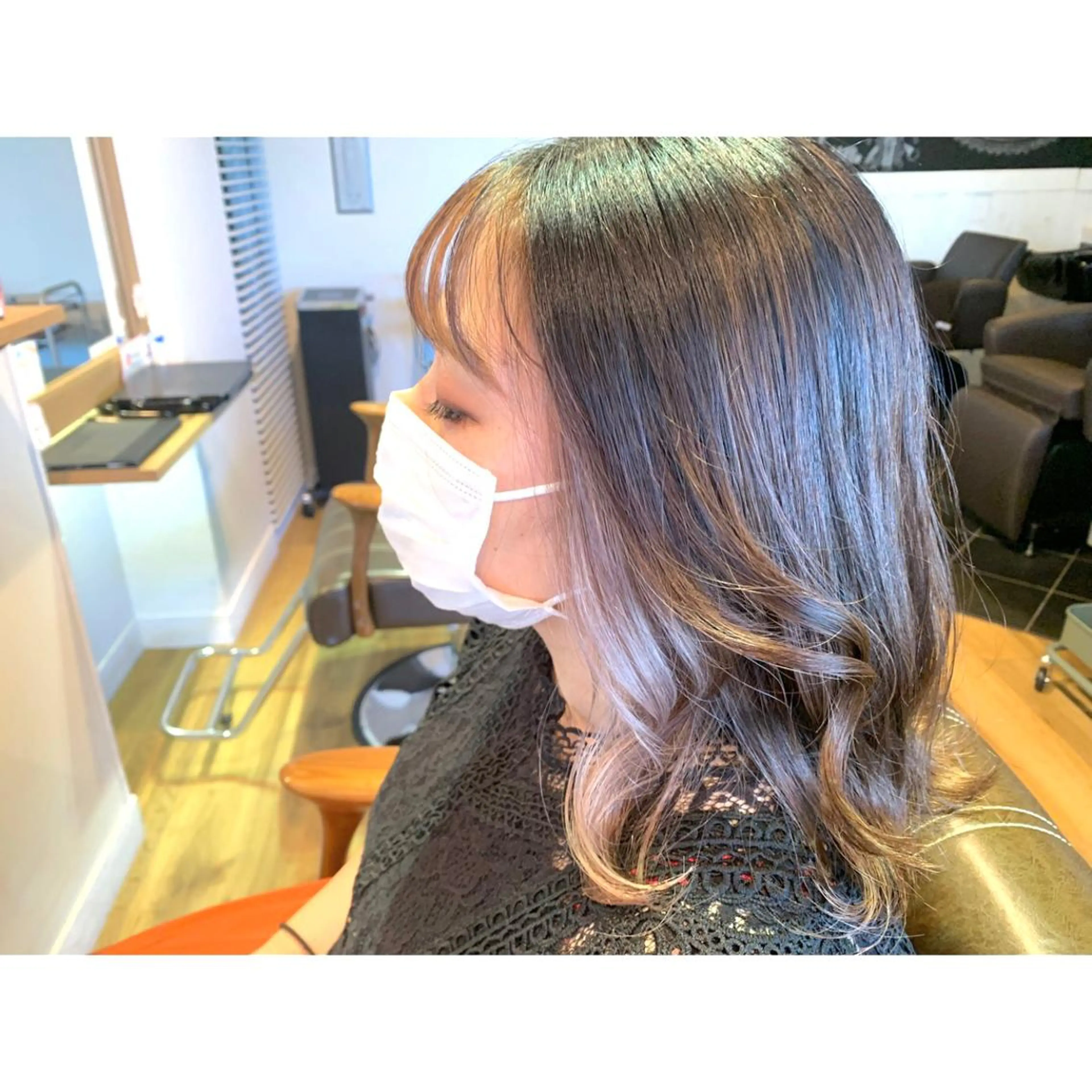 セミロング カラー ベージュカラー ヘアカラー トリートメント ツキダテ ユイのヘアスタイル