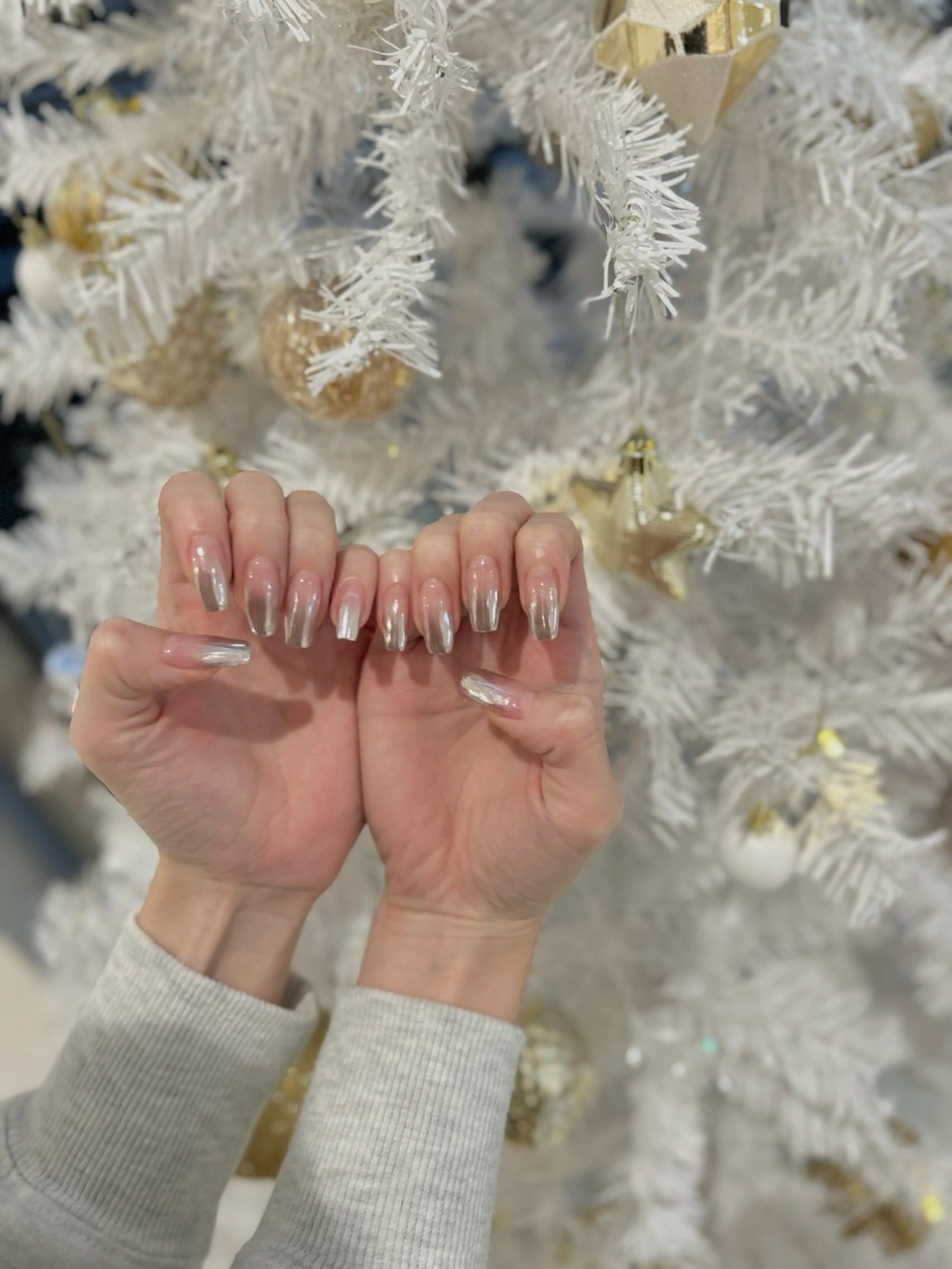 ネイル フレンチネイル ミラーネイル ハンドネイル Uzuki ／ROCCOnailのネイルデザイン