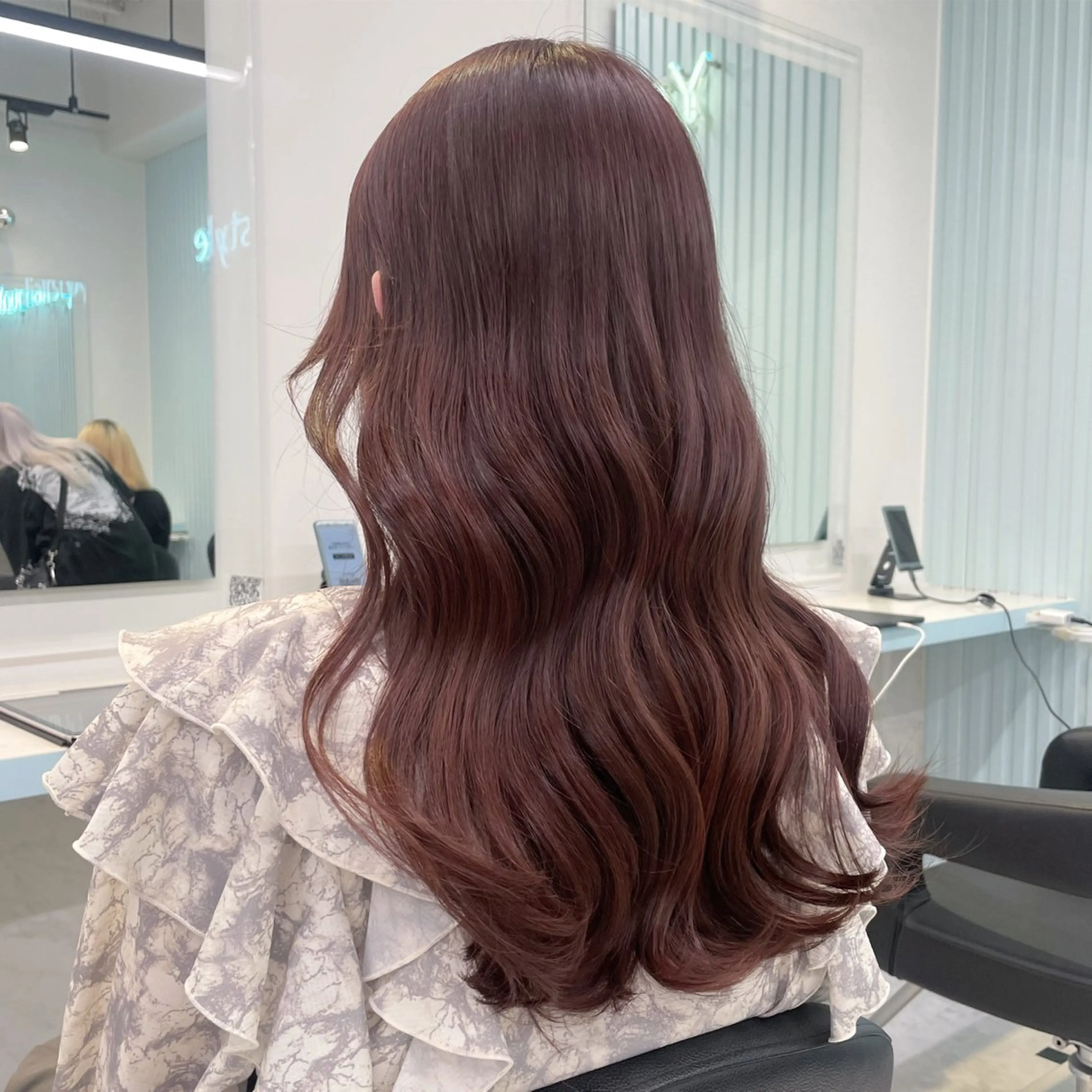 セミロング カラー ヘアカラー 【美髪矯正/絹髪】 🎀hinano🎀のヘアスタイル