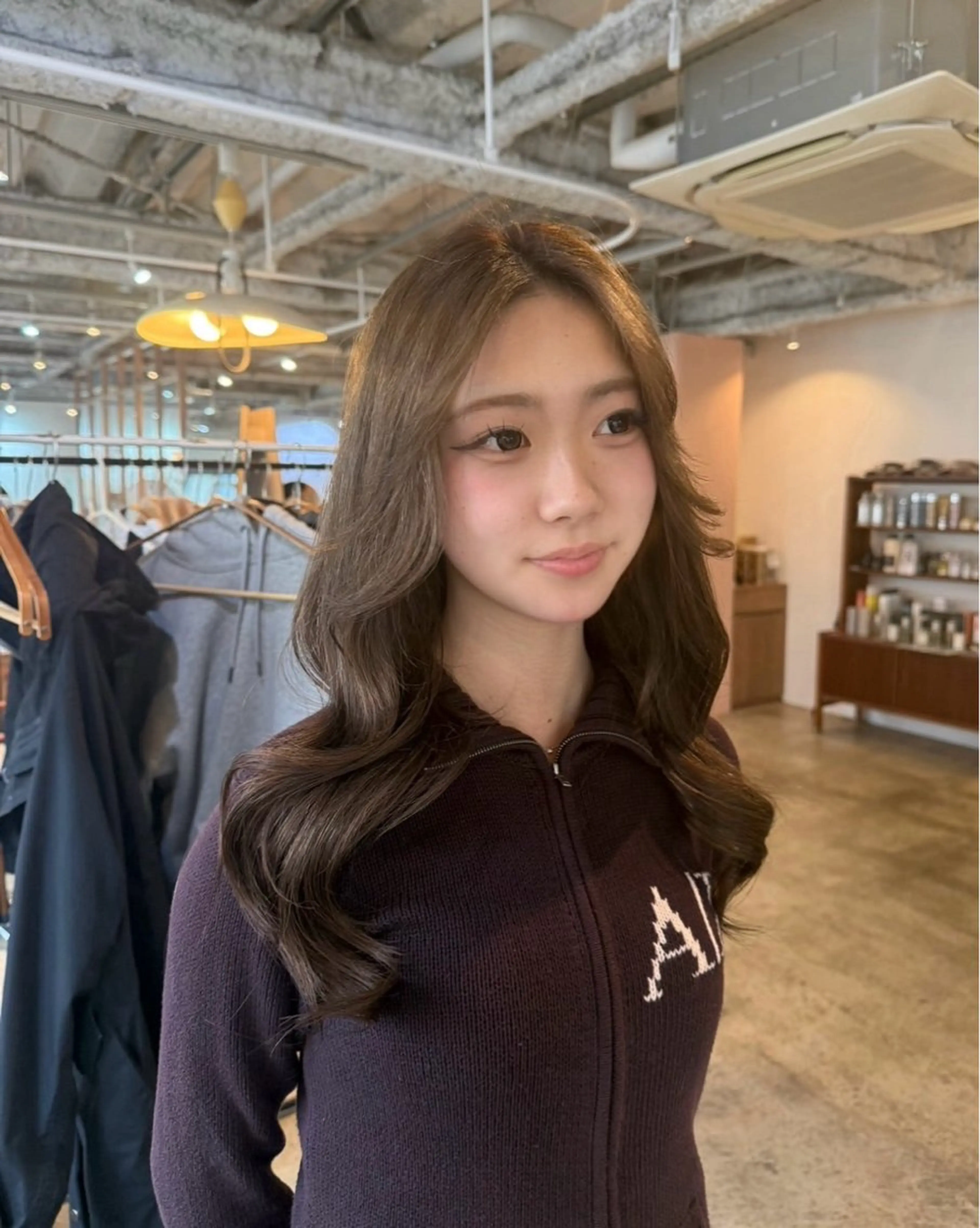 カラー ブラウンカラー ヘアカラー 小西 美優のヘアスタイル
