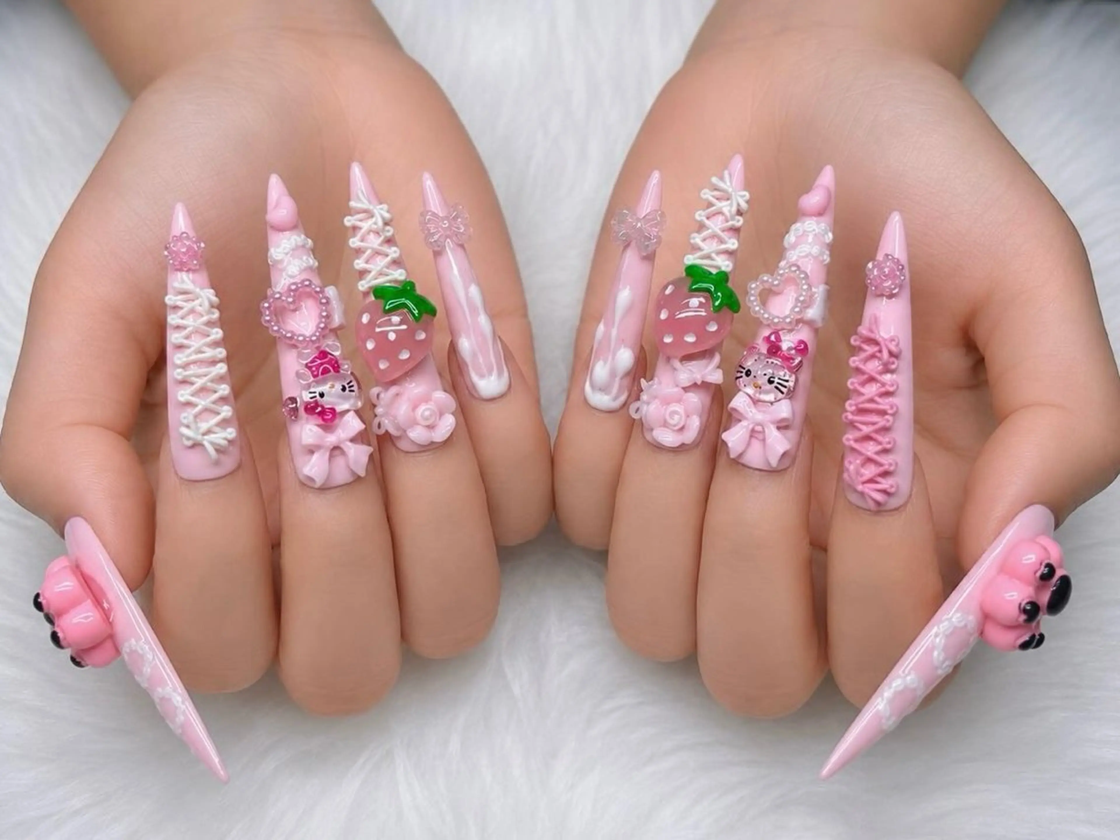 ネイル ハンドネイル Mira Nail Studioのネイルデザイン