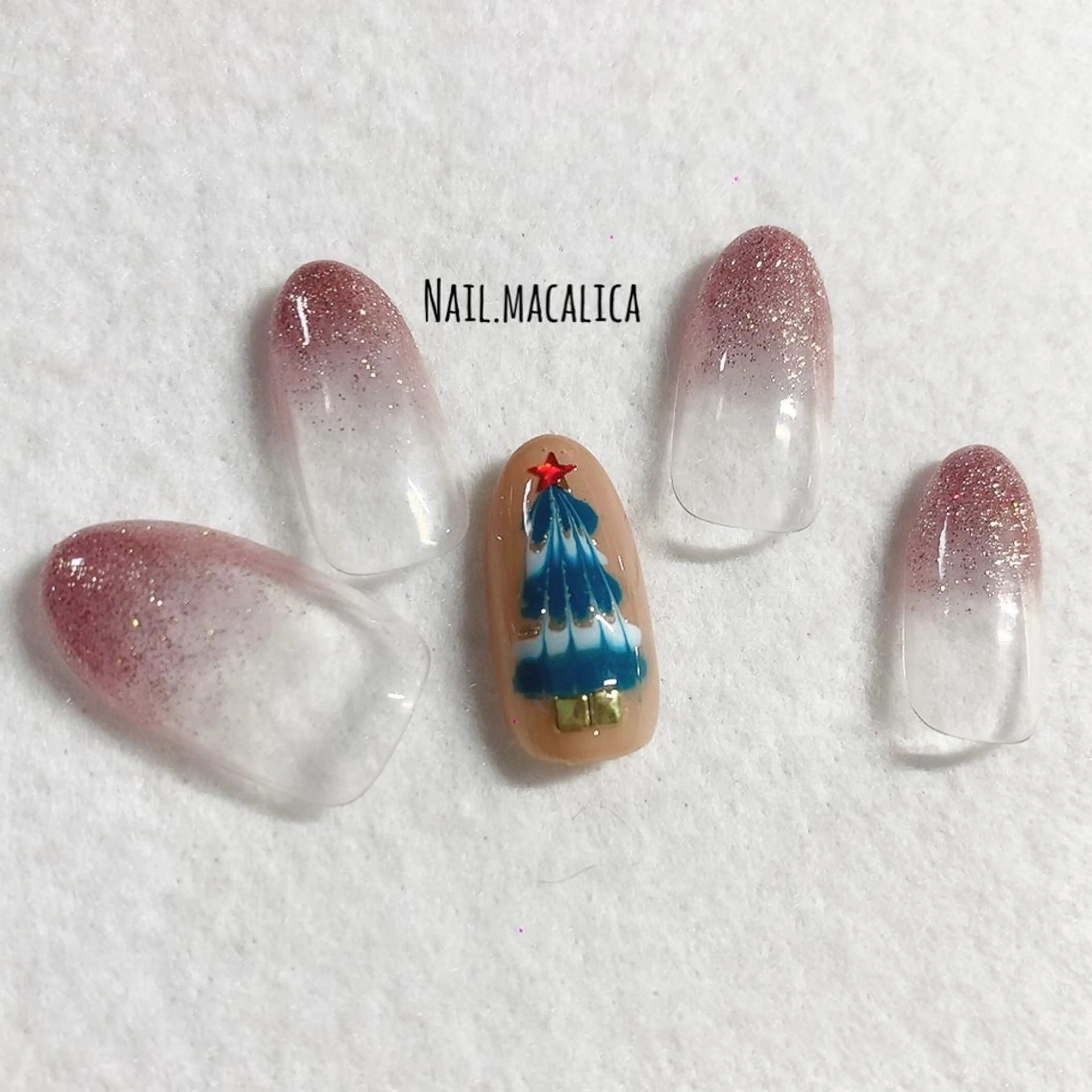 ネイル 冬ネイル クリスマス ハンドネイル Nail macalicaのネイルデザイン