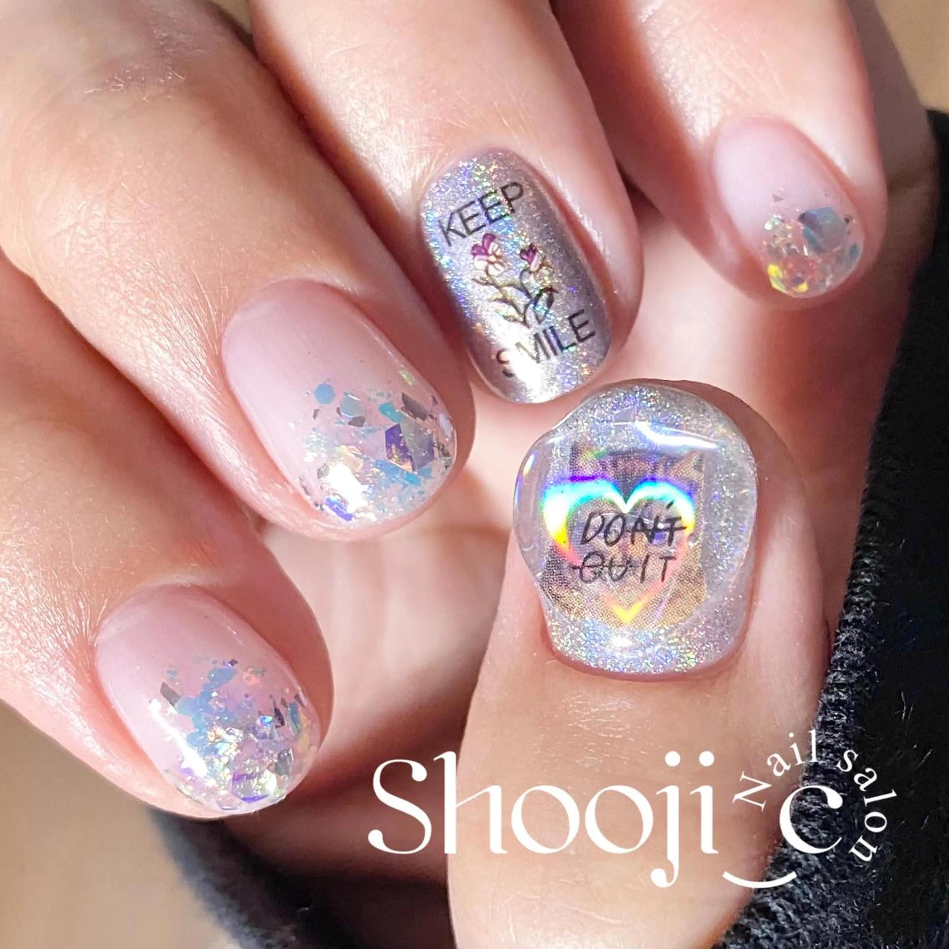 ネイル アートネイル グラデーション ハート ラメ(グリッター) ラメグラデーション Shooji_c Nail salon所属・Shooji_c Nail salonのネイルデザイン