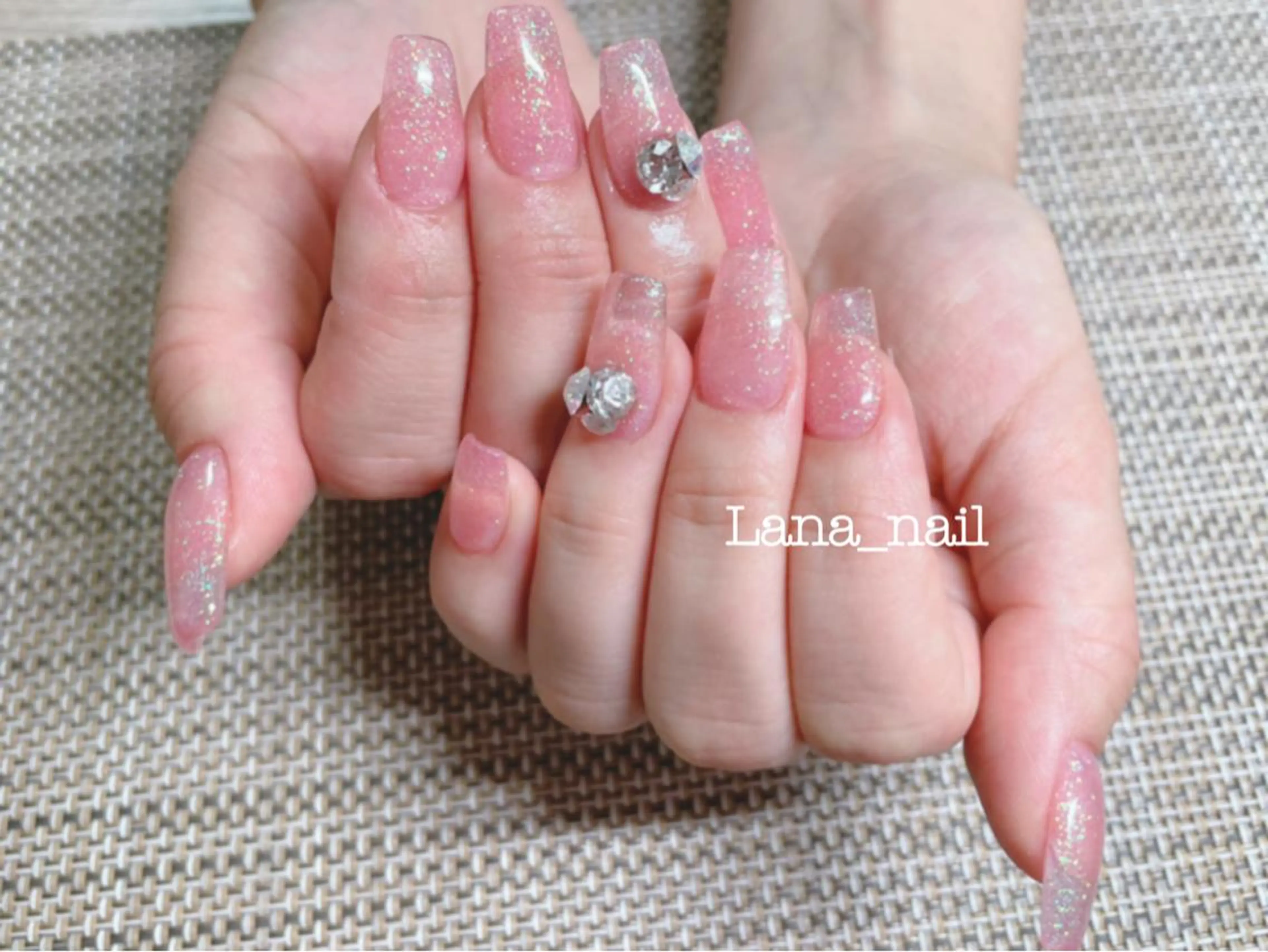 平日限定💝 💅【オフ無/有】10本長さ出し＋ハンドワンカラー✨ラメグラデーションも可✨の写真