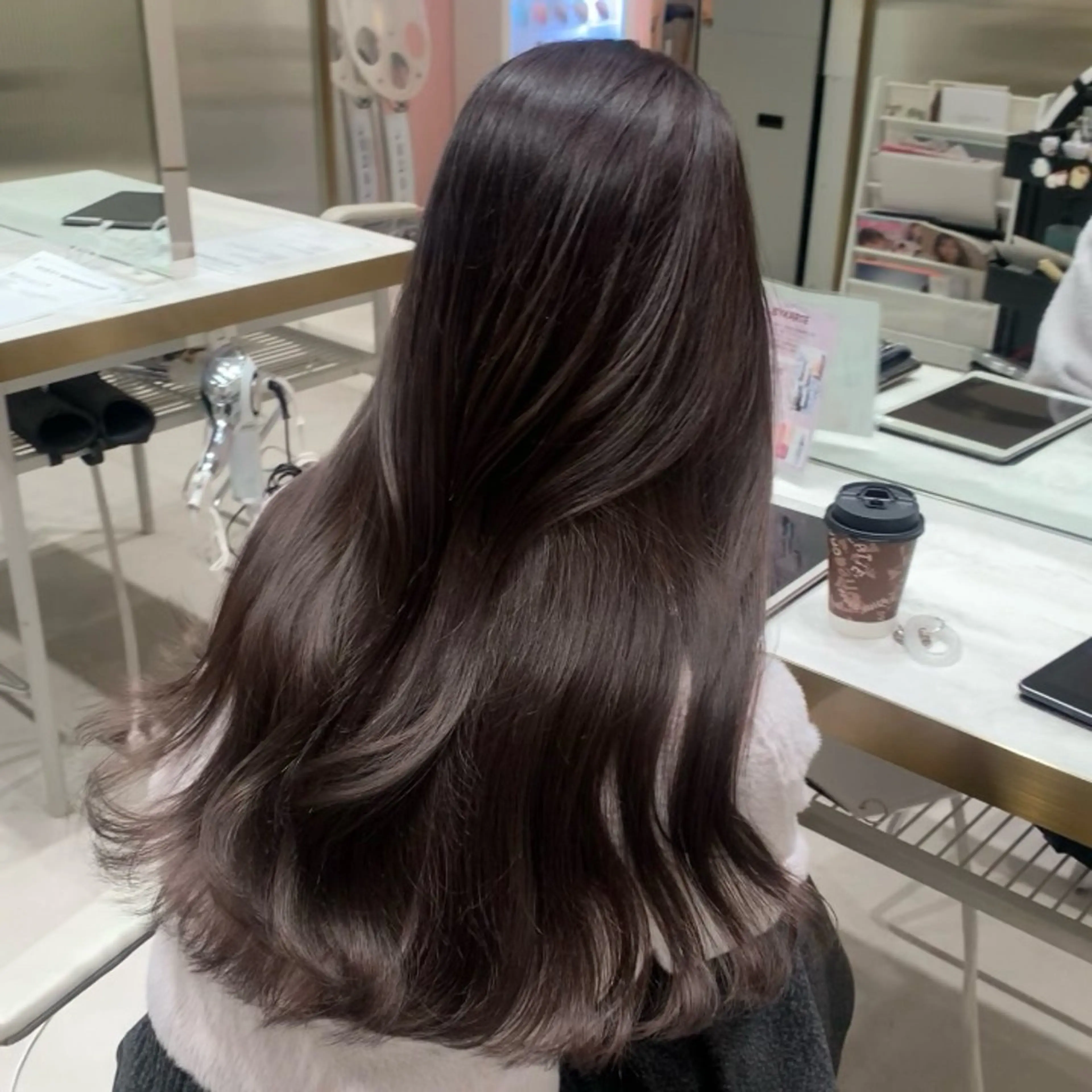 ロング カラー ヘアアレンジ カット トリートメント 内田 志乃のヘアスタイル