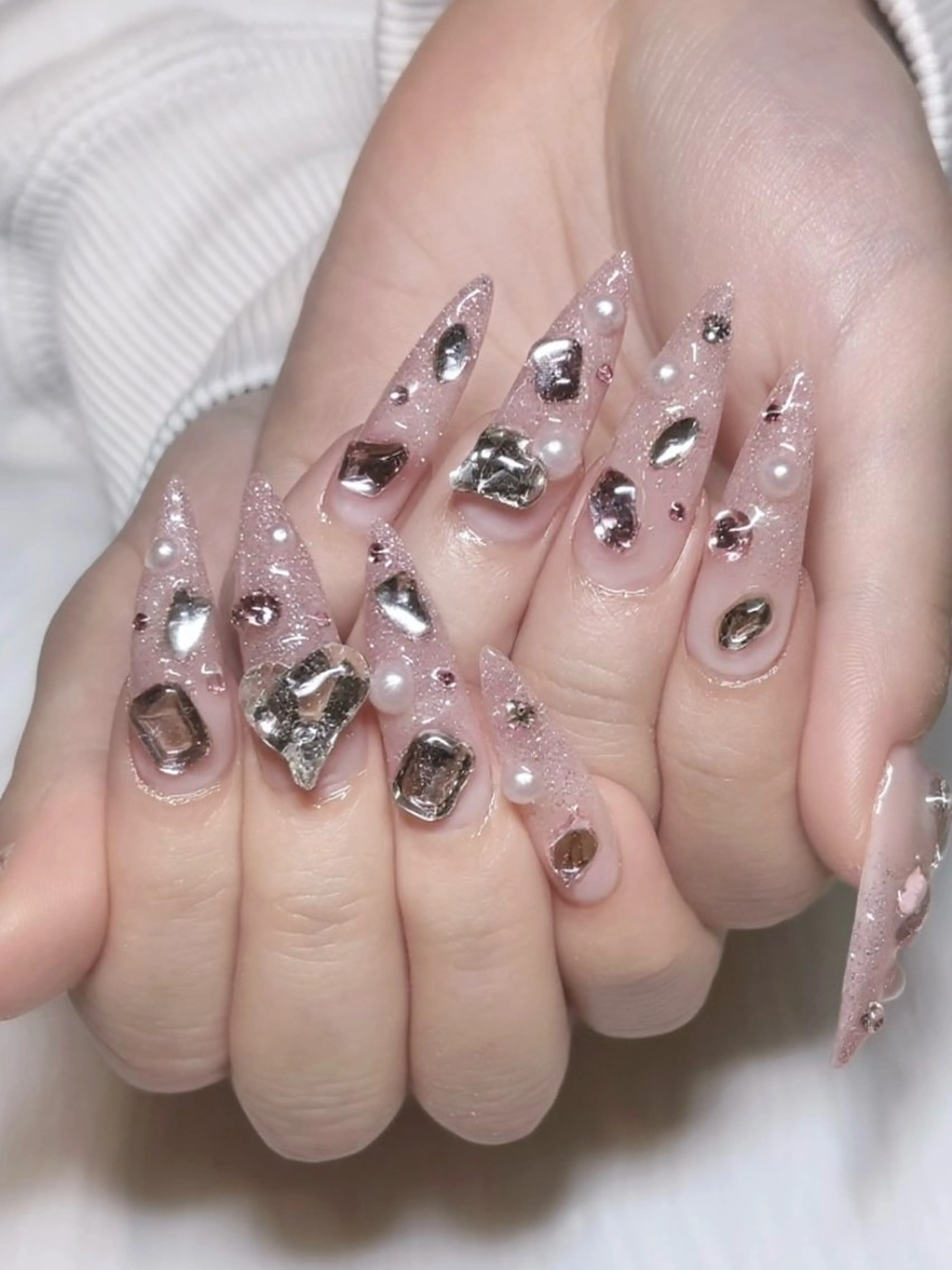 ネイル 長さ出し ワンカラーネイル ハンドネイル yuna 💕のネイルデザイン