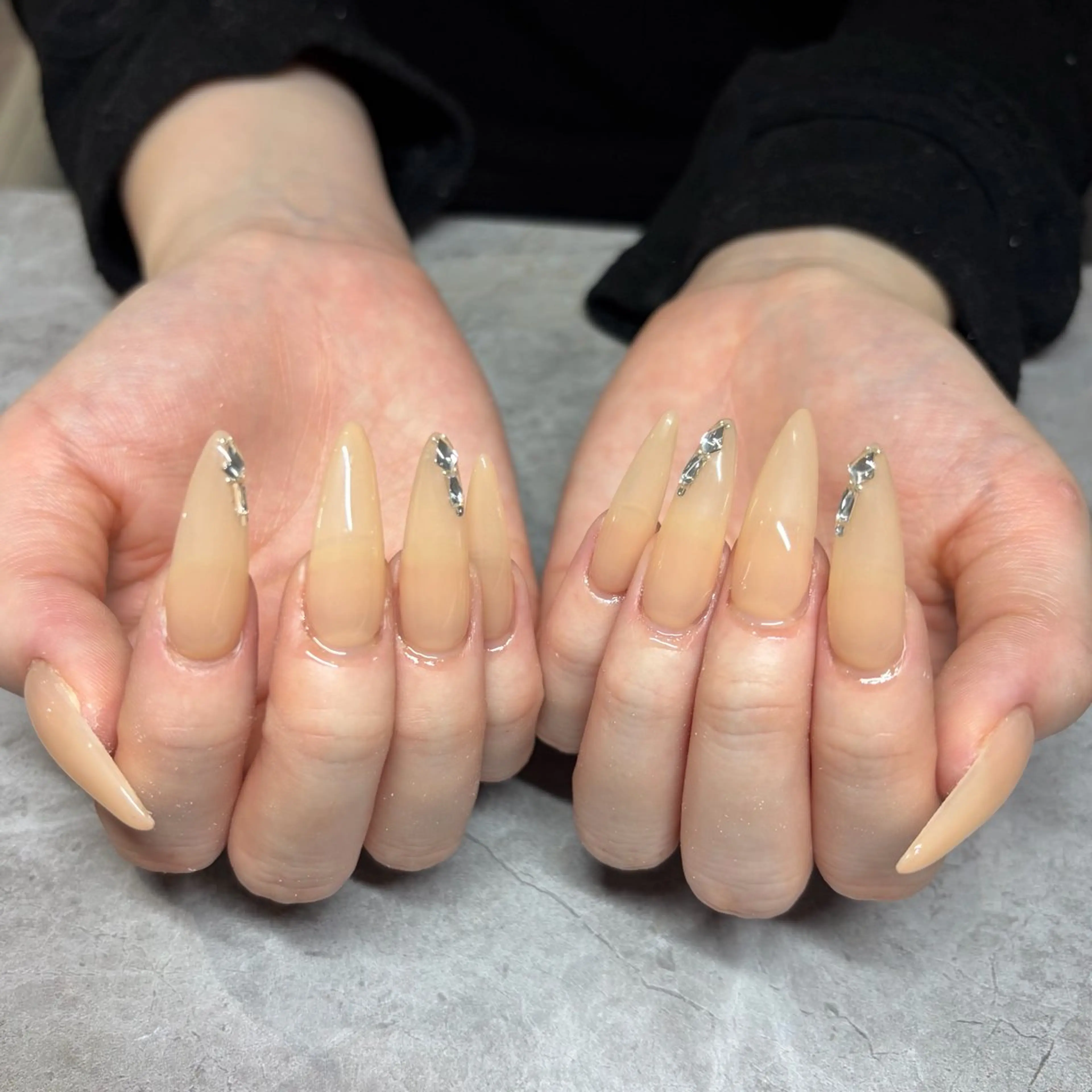 ネイル ワンカラーネイル スカルプネイル ネイルチップ ハンドネイル IROHA NAIL 横山佳那のネイルデザイン