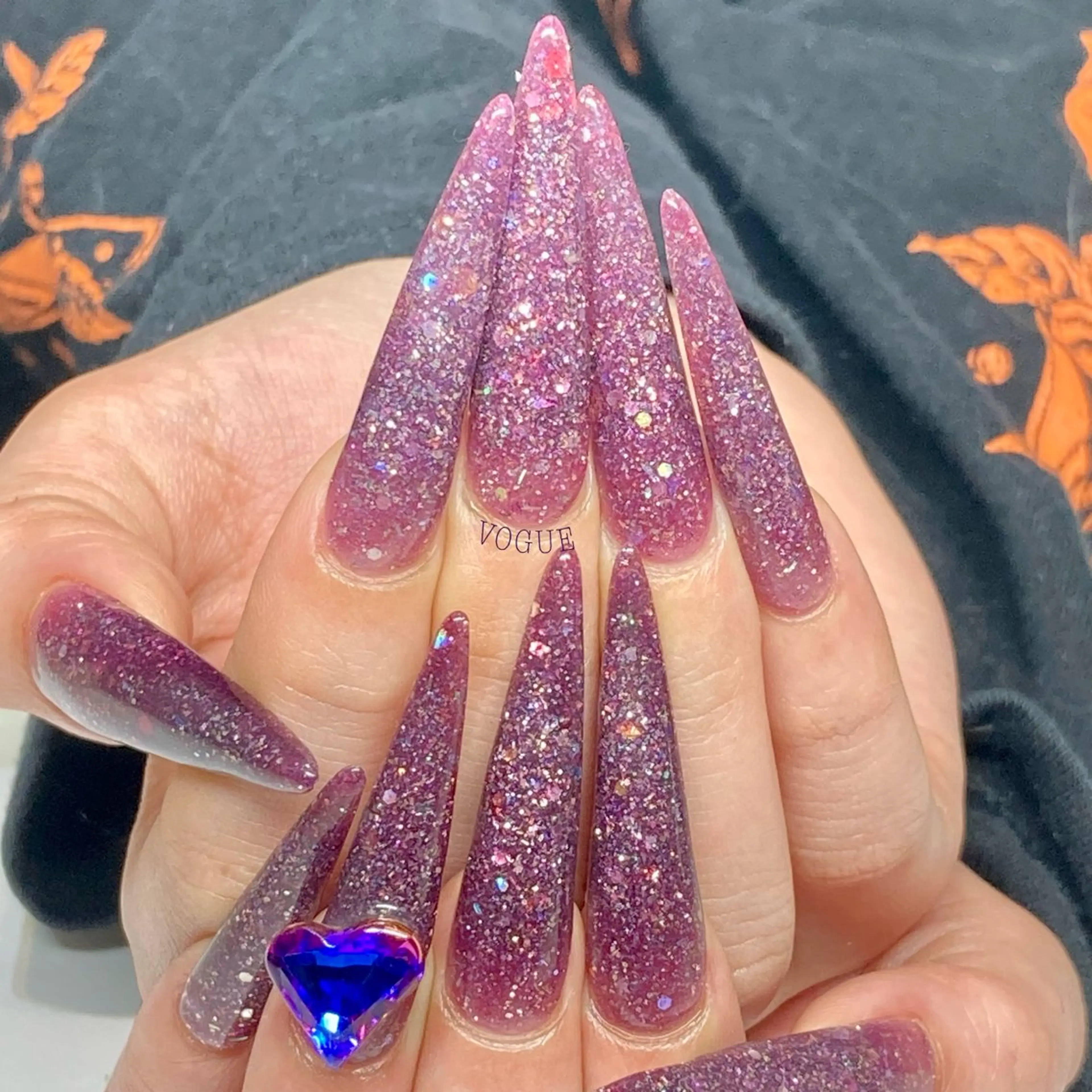 ネイル ハンドネイル VOGUE ×SWANのネイルデザイン