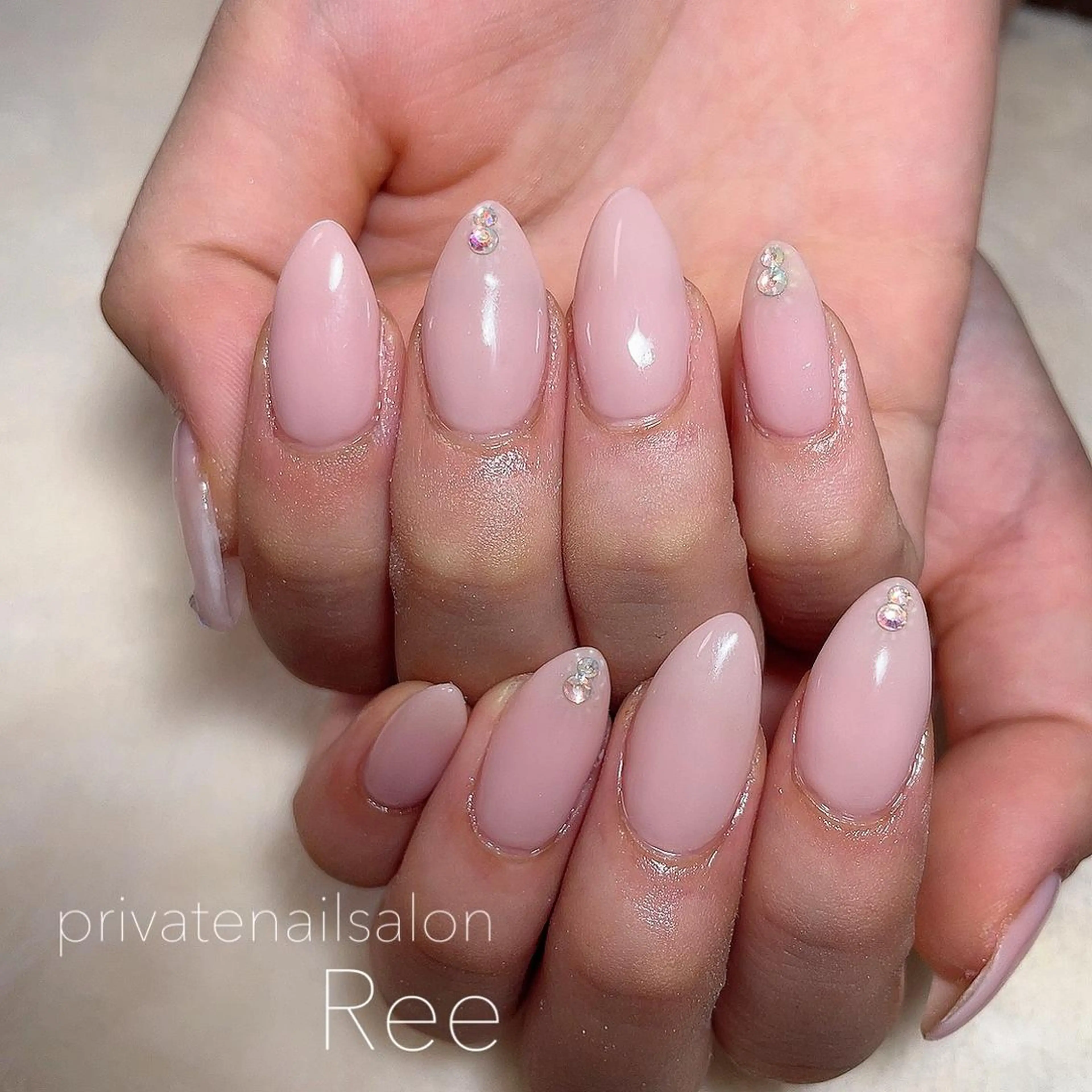 ネイル 知花 梨花のネイルデザイン