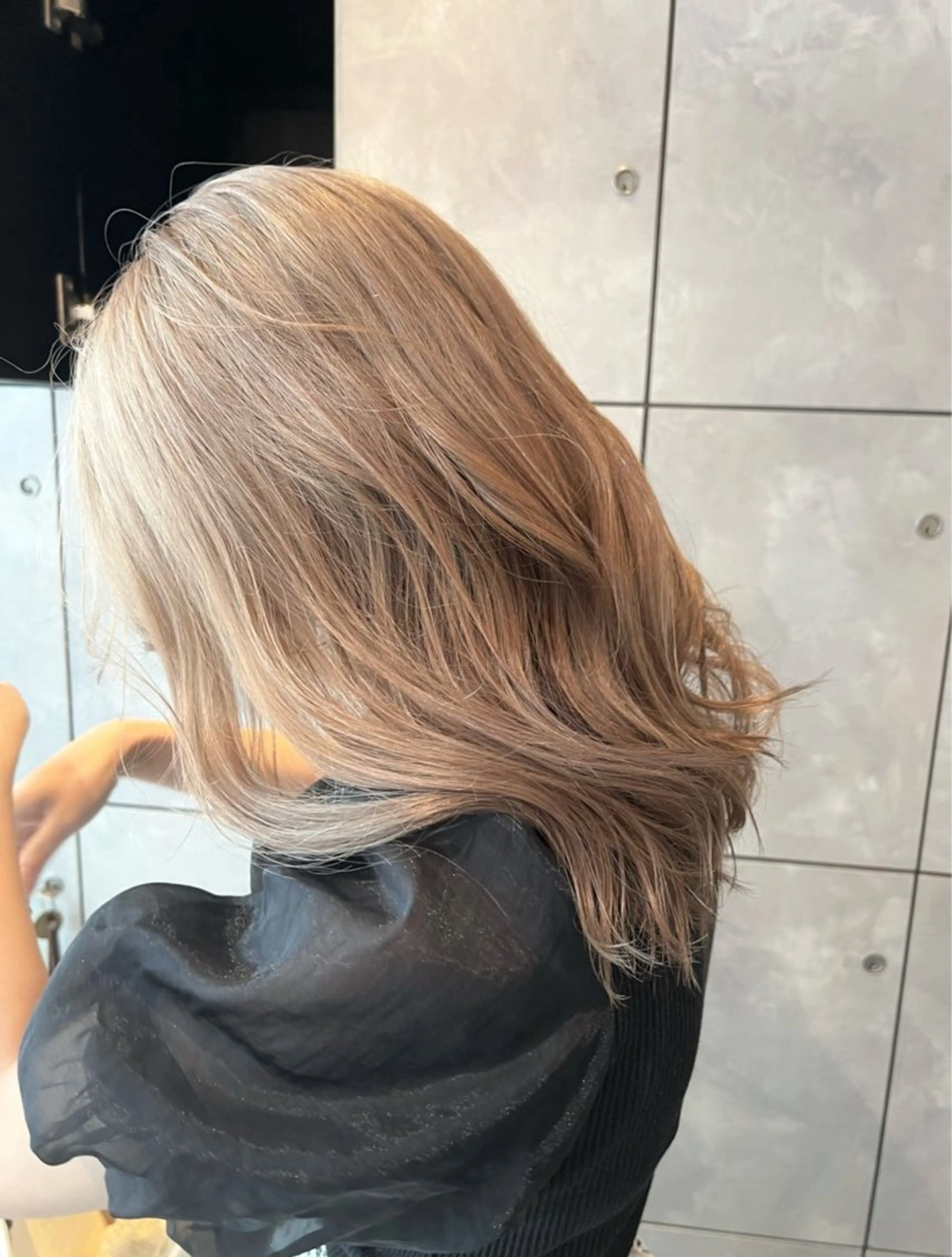 セミロング カラー ヘアカラー トリートメント ヘアセット 🌈インナーカラー ‘ショウマ’🌈のヘアスタイル