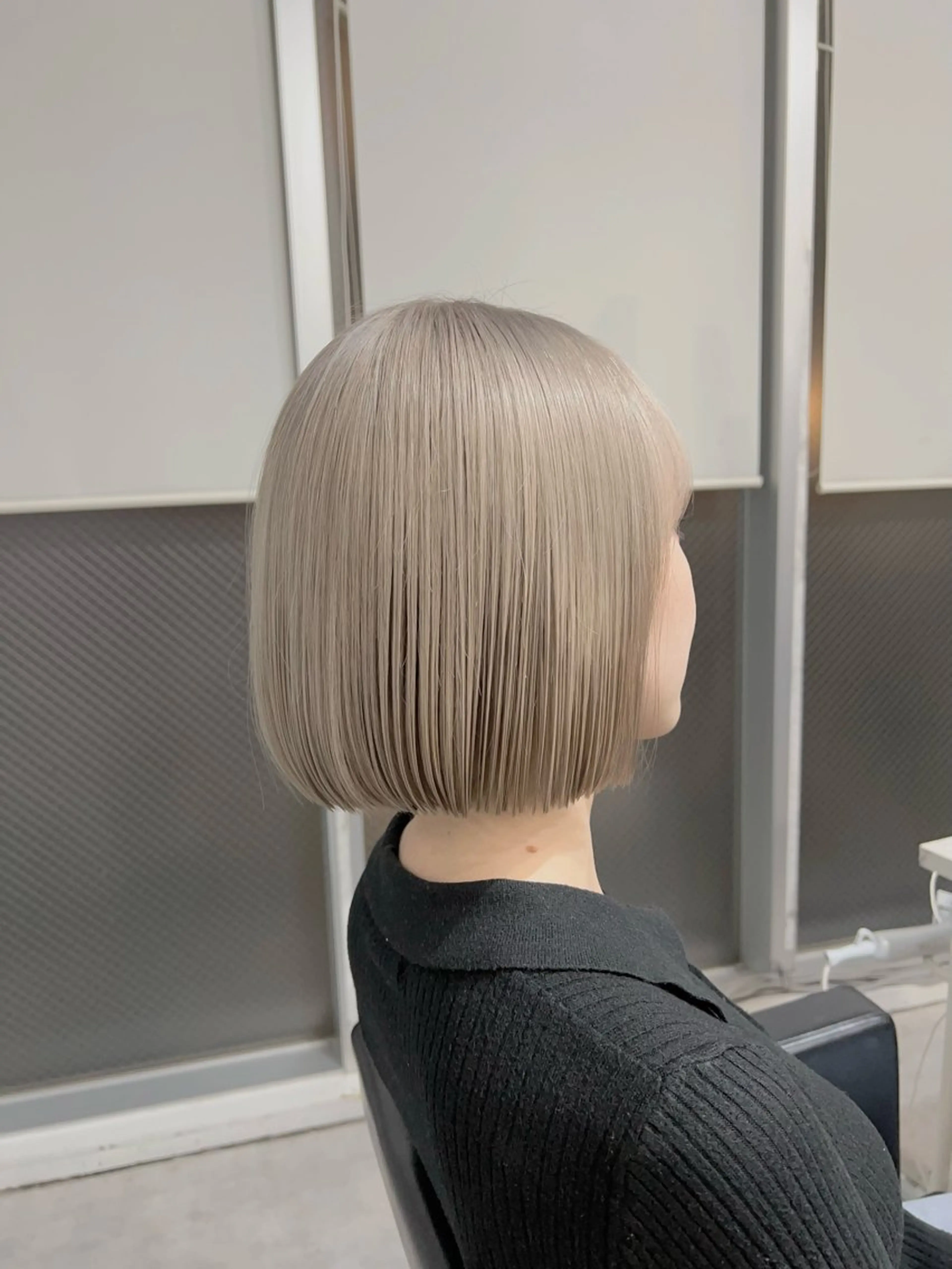 ミディアム カラー カット ヘアカラー トリートメント ヘアセット 🫧艶ダブルカラー ブリーチ🫧トモヤのヘアスタイル