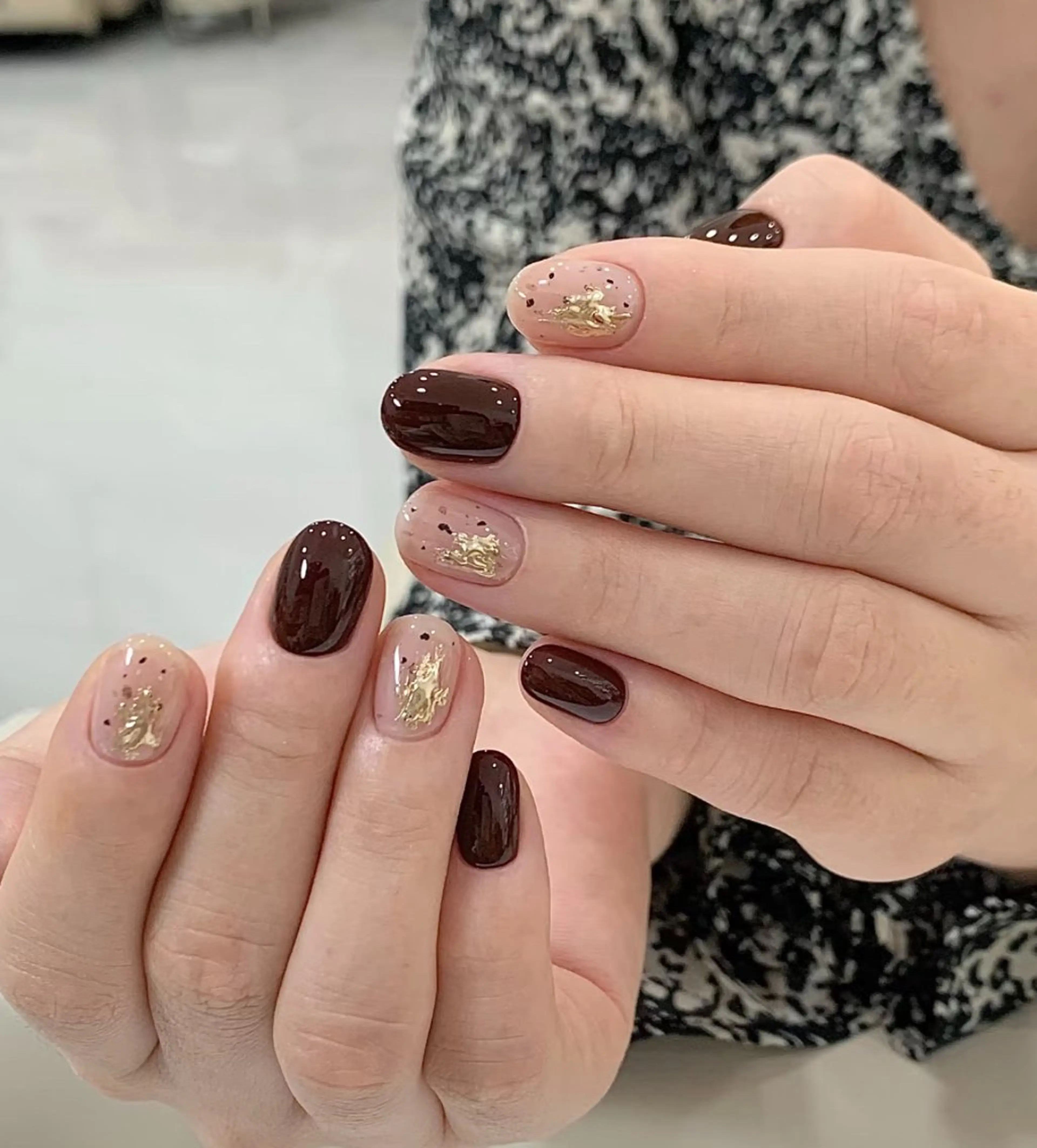 ネイル フレンチネイル グラデーション キラキラネイル 韓国ネイル マグネットネイル ハンドネイル 🎀🎀YooLi Nail Salonのネイルデザイン