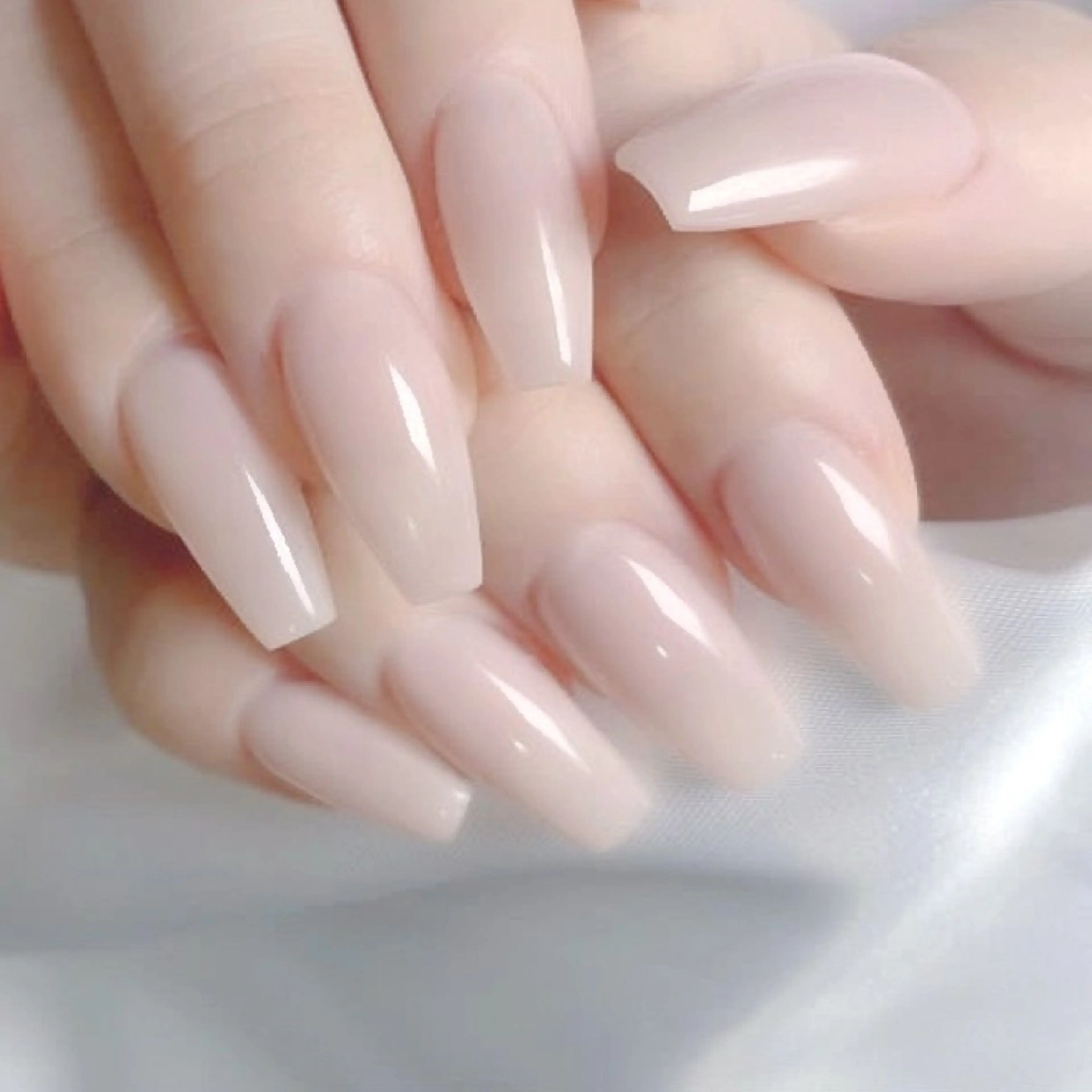 ネイル ワンカラーネイル シンプルネイル ハンドネイル Nail&Eye lashレクランのマツエク・マツパデザイン