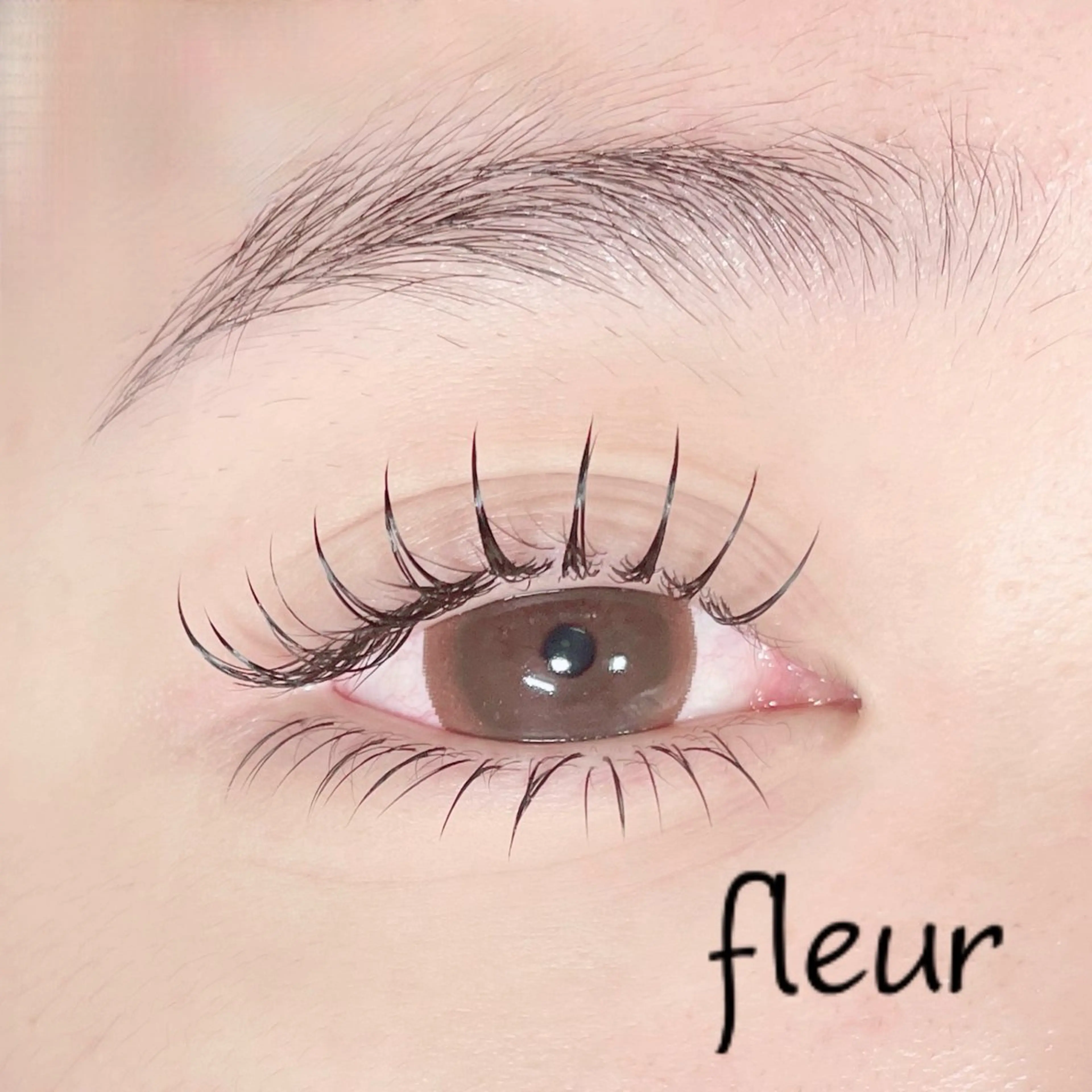 マツエク・マツパ アイラッシュサロンfleur🍀所属・🍀fleur🍀 束感/ワンホン/杉浦のマツエク・マツパデザイン