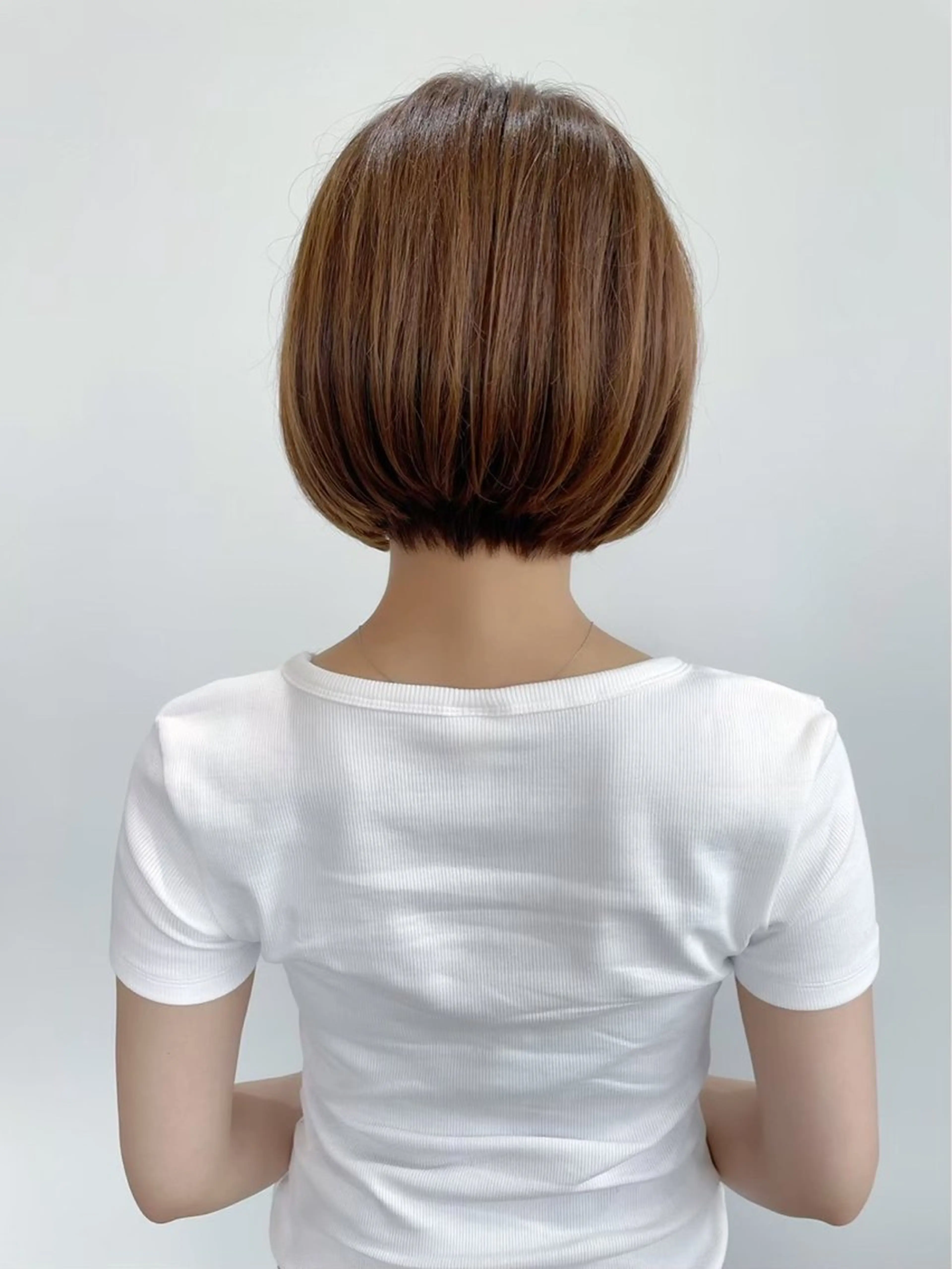 ショート ボブ/ハイトーン/ 岡山駅/別曽遥也のヘアスタイル