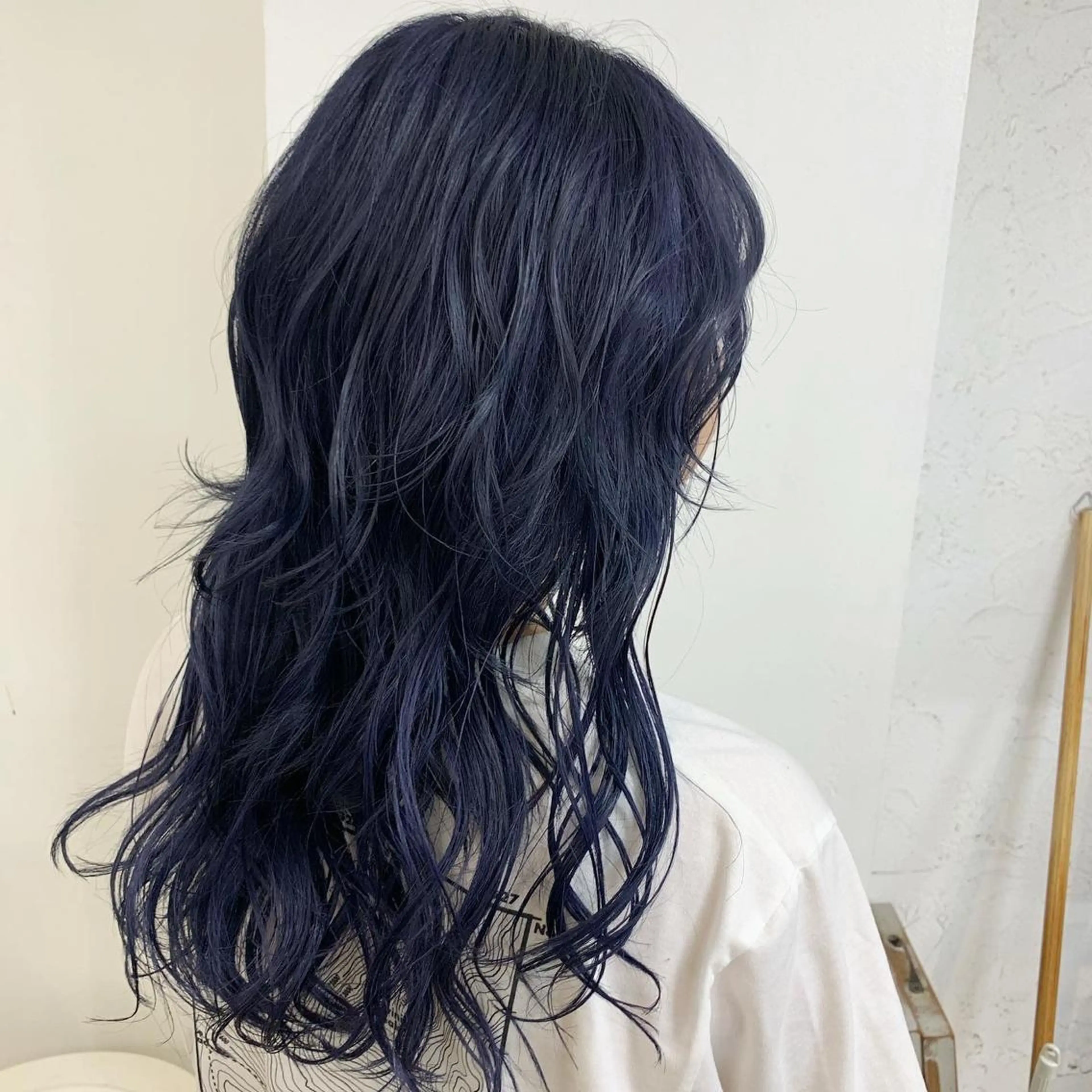 ロング カラー ネイビーカラー fit /HONOKAのヘアスタイル