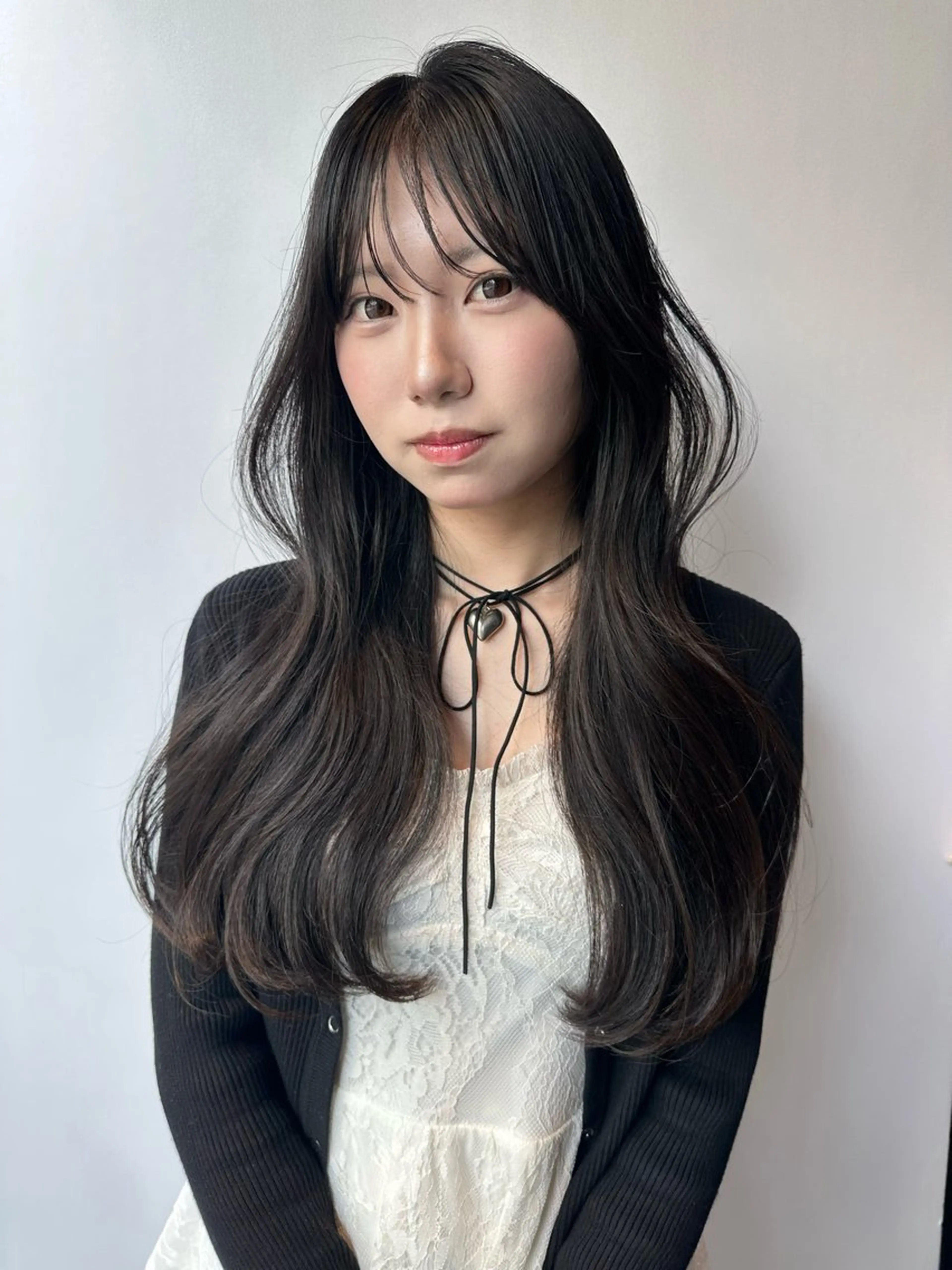 ロング カラー ハイレイヤー レイヤーカット ローレイヤー 'axis hinaのヘアスタイル