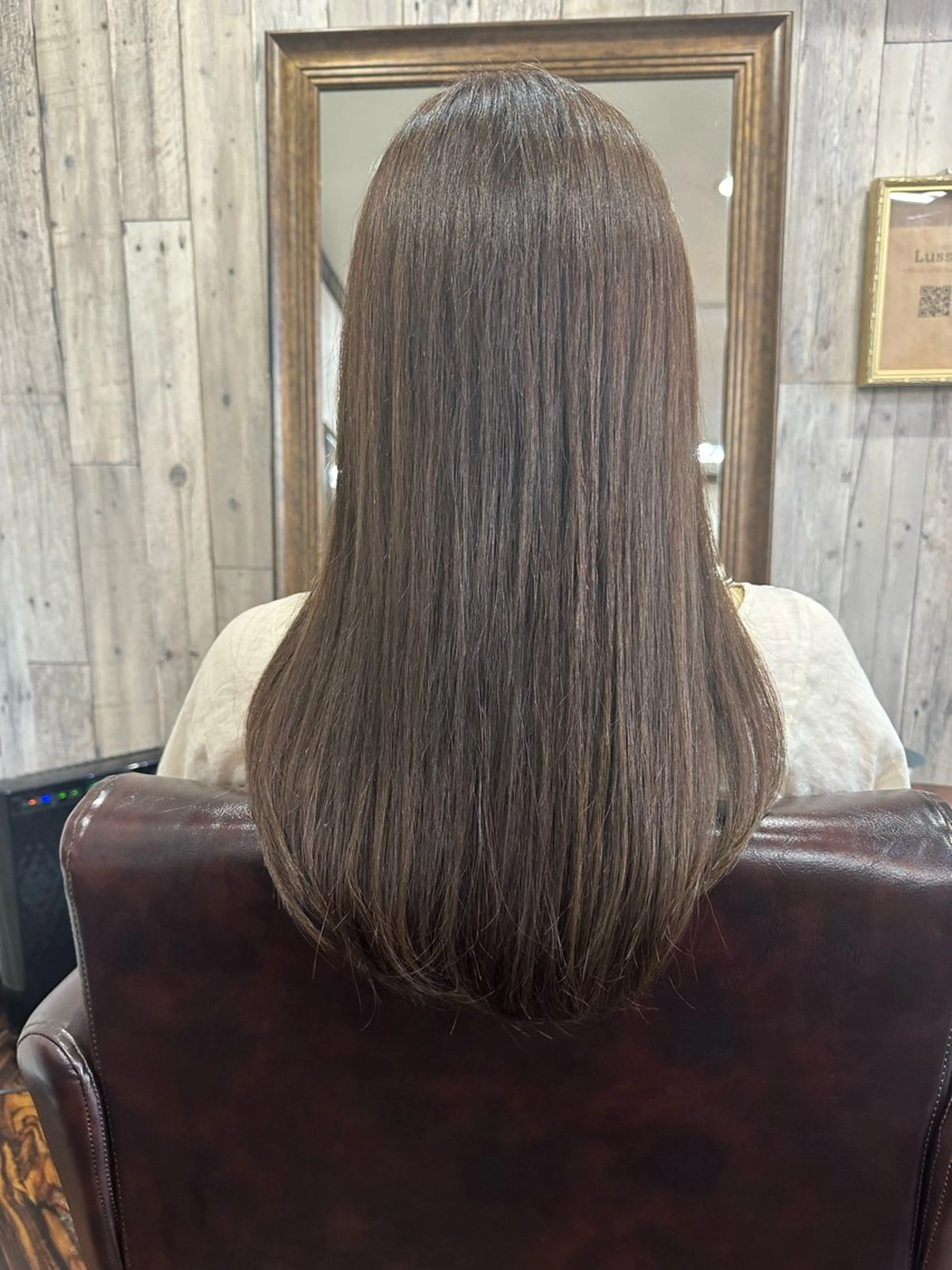 ロング カラー 庭山 理沙のヘアスタイル