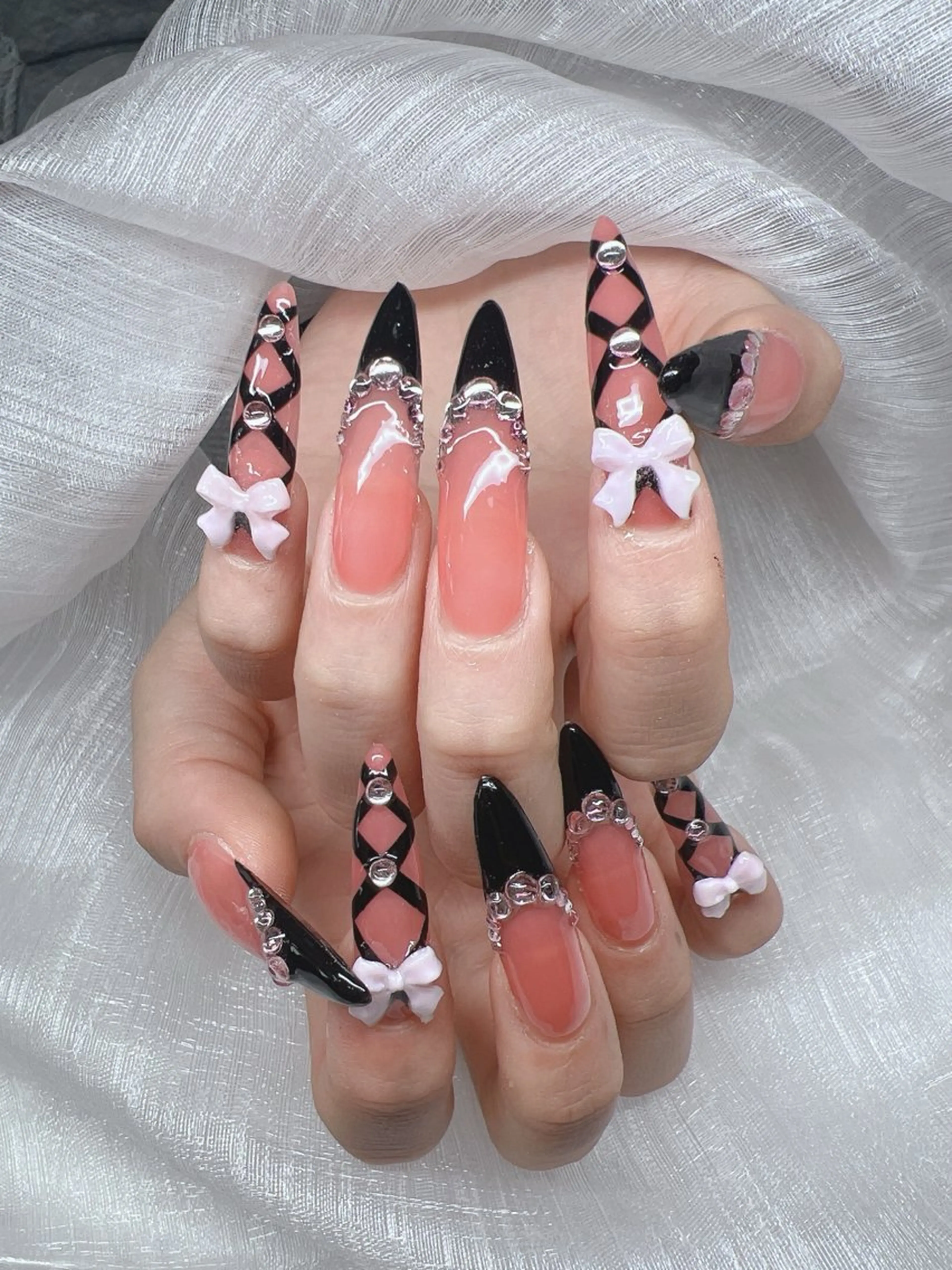 ネイル ハンドネイル Lee Nails チップ長さだし専門店のネイルデザイン