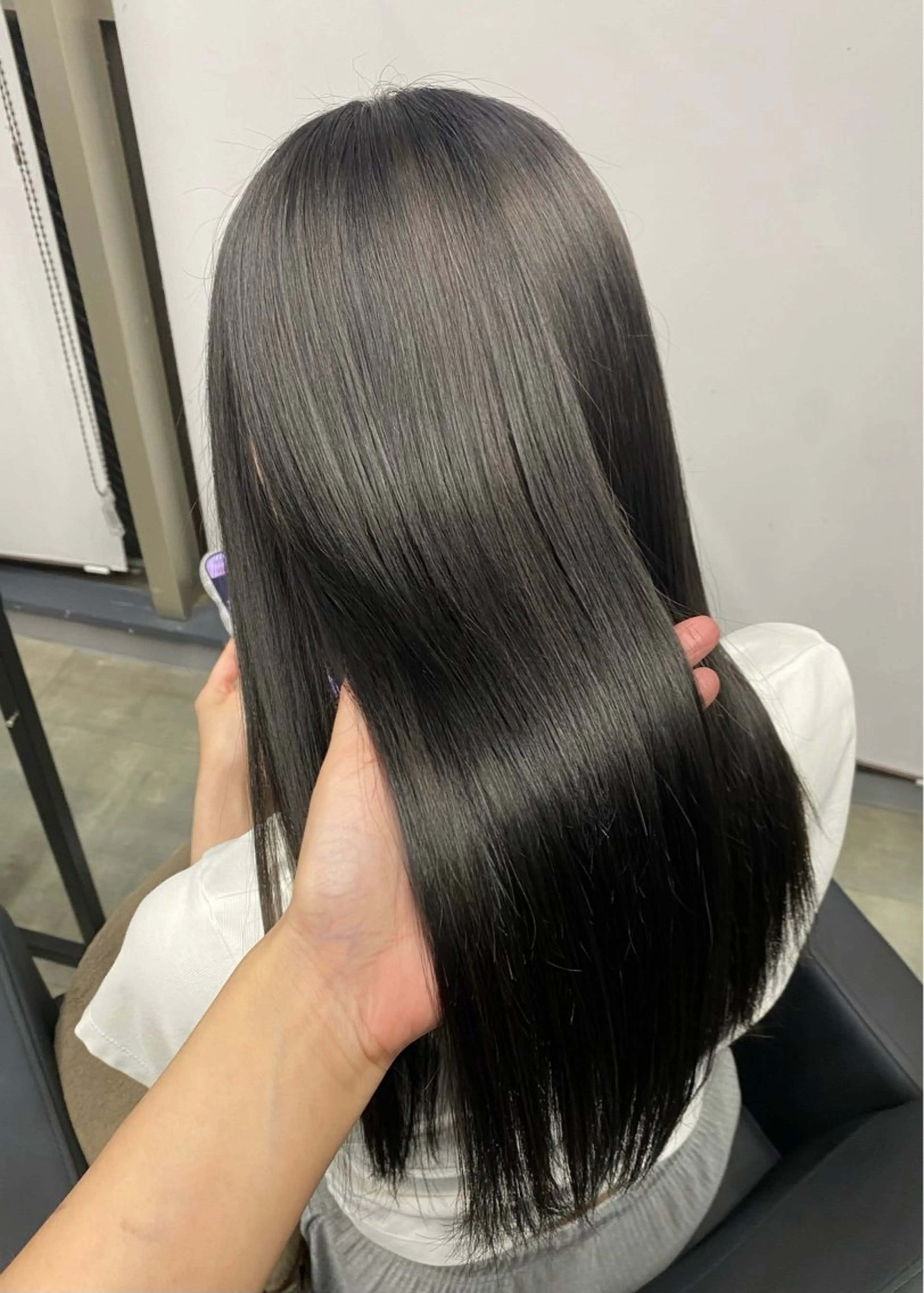 カラー 𝗮𝘆𝘂𝗺𝗶 ハイトーン🎀のヘアスタイル