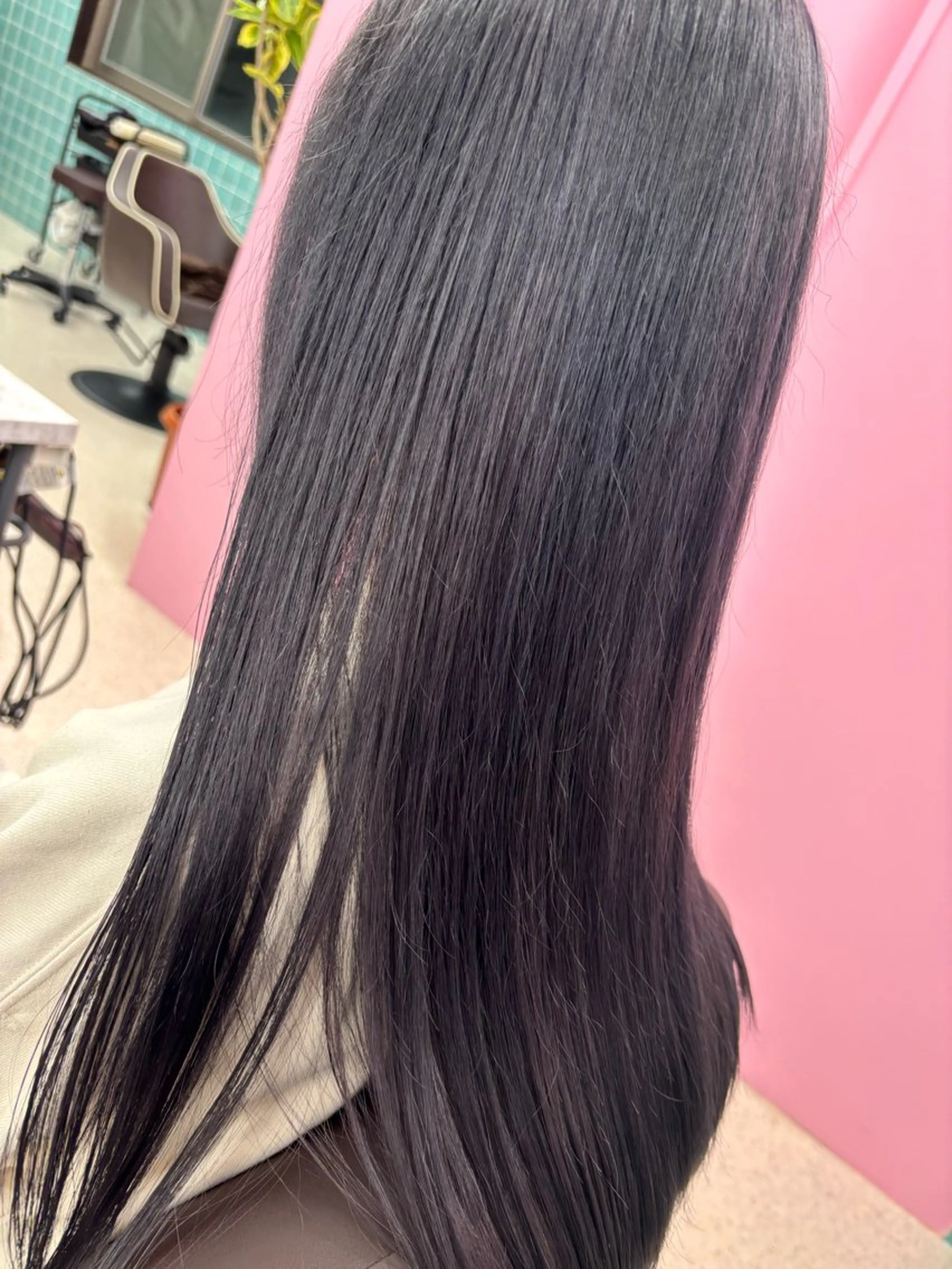 ロング カラー ディープラベンダー ラベンダーカラー ラベンダーグレー 大谷 杏菜のヘアスタイル