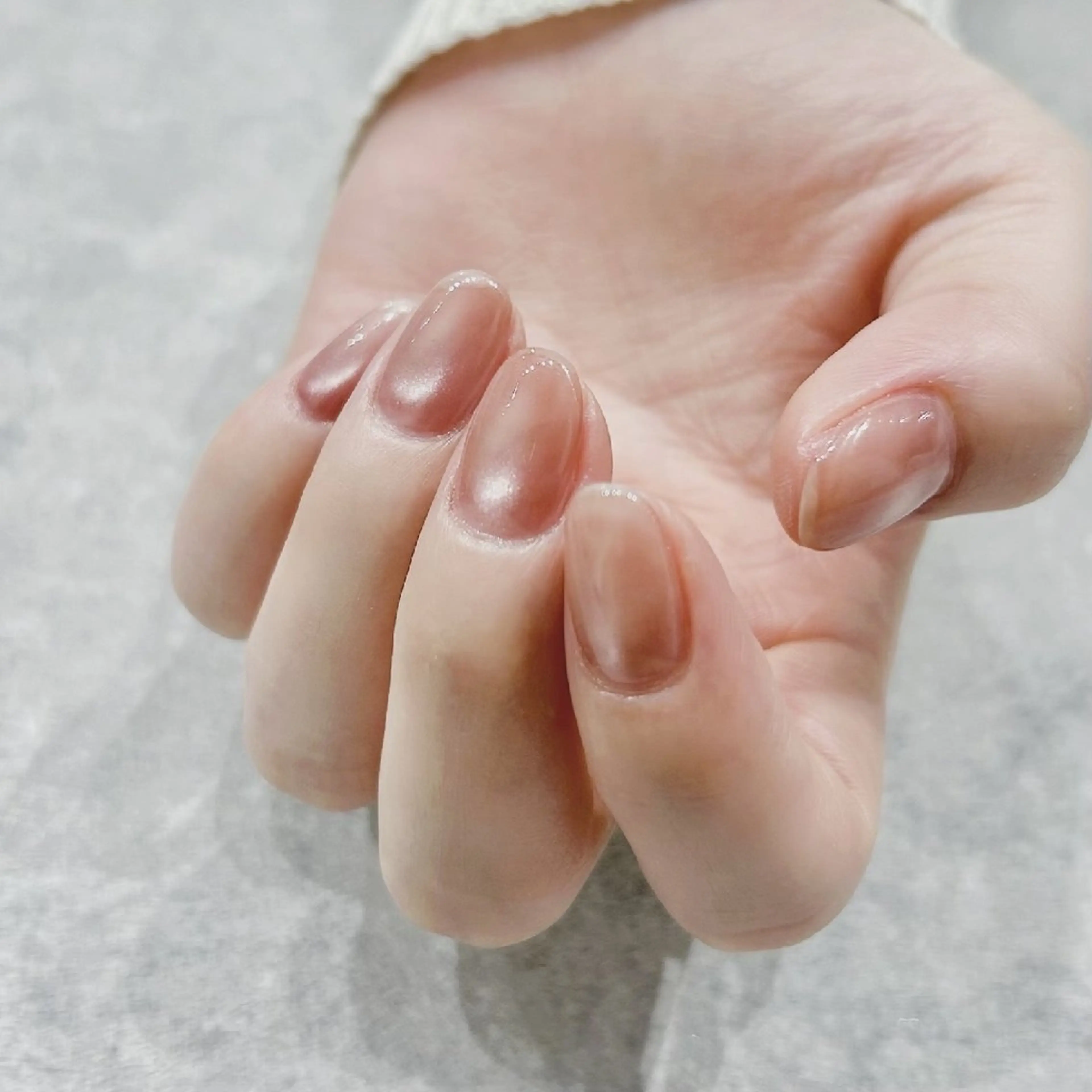 ネイル マグネットネイル マグネットワンカラー ワンカラーネイル ハンドネイル atelier　 univ.のネイルデザイン