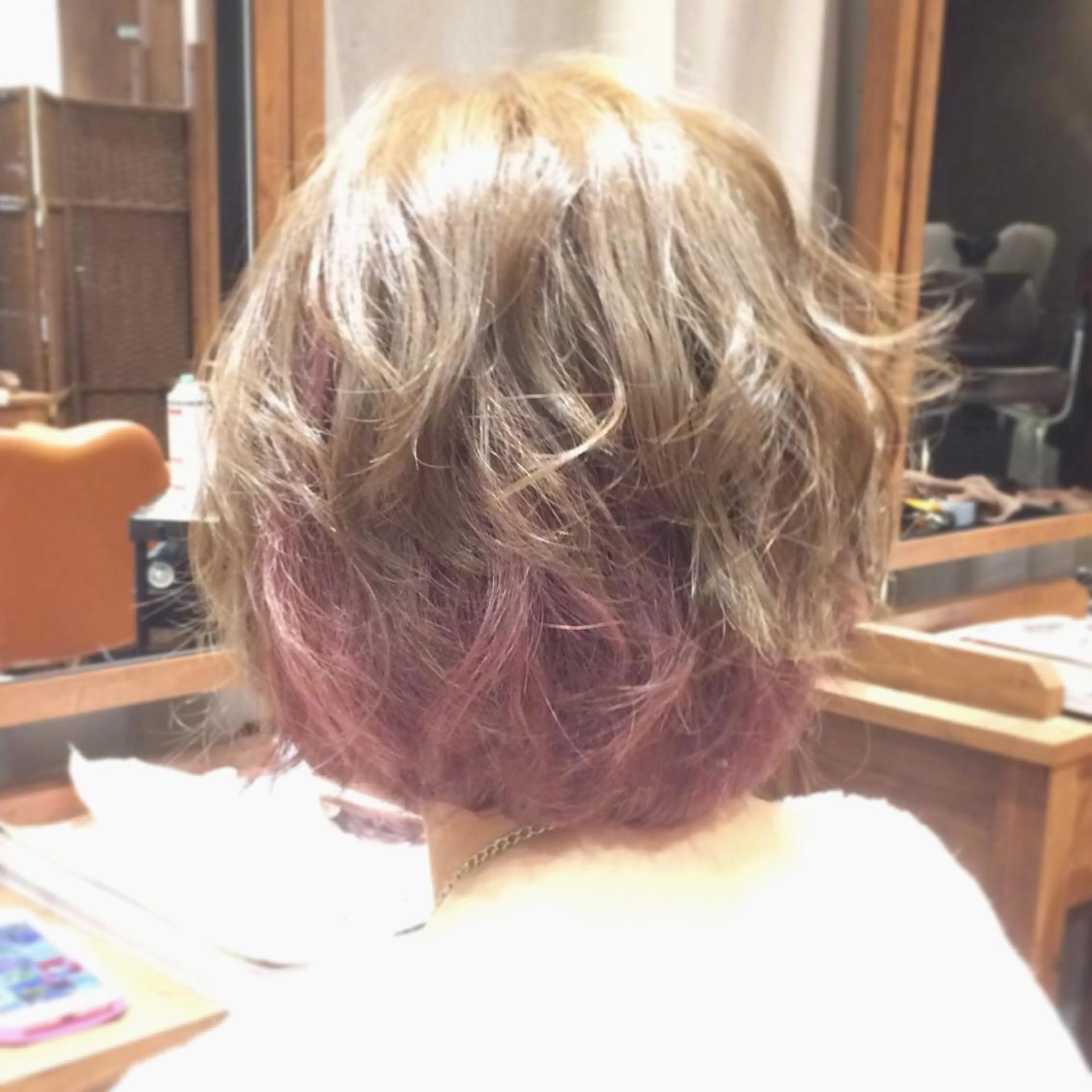 ショート ミディアム カラー アッシュ グレージュ インナーカラー ピンクカラー ピンクアッシュ kazufumi ..のヘアスタイル