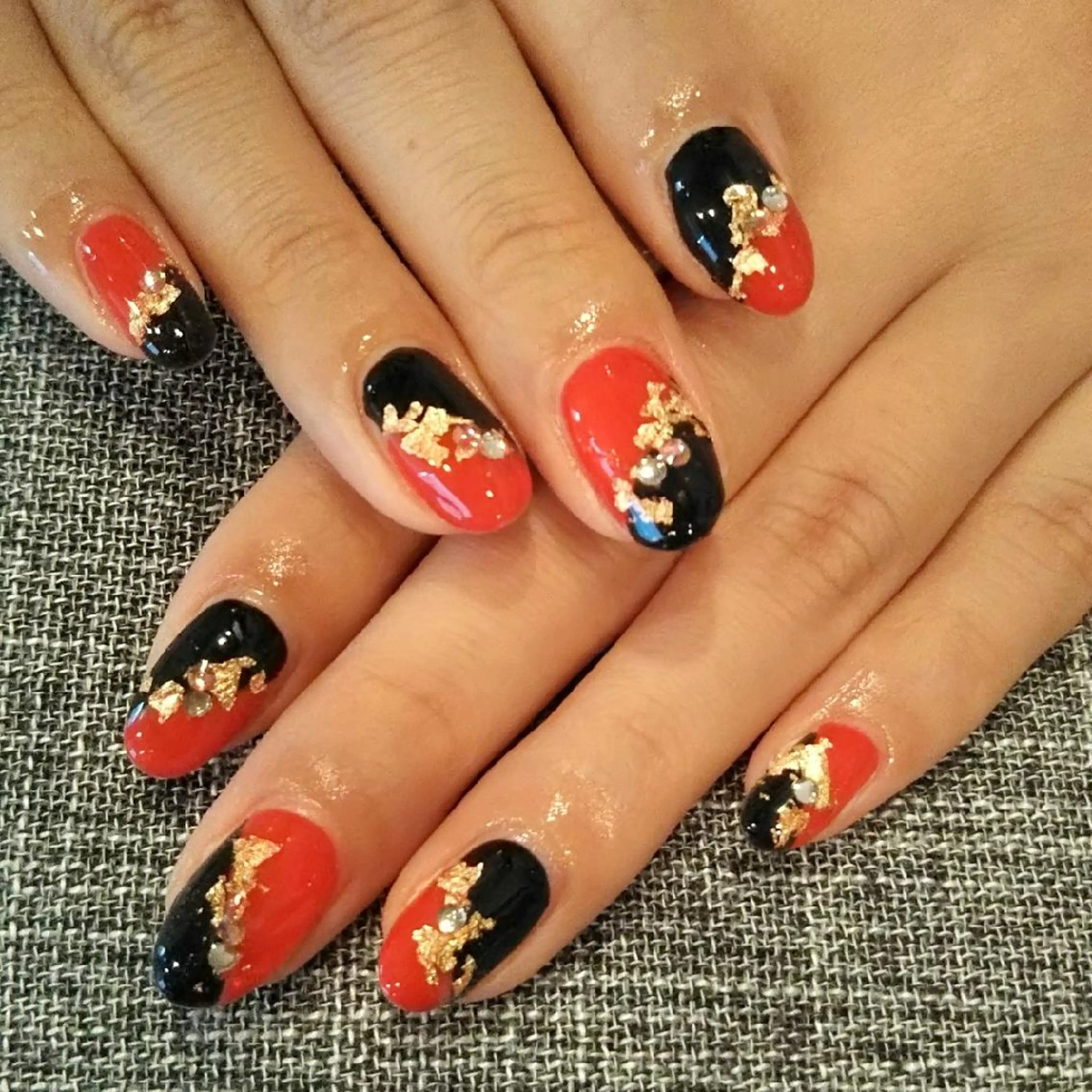 ネイル 赤色 private salon mieのネイルデザイン