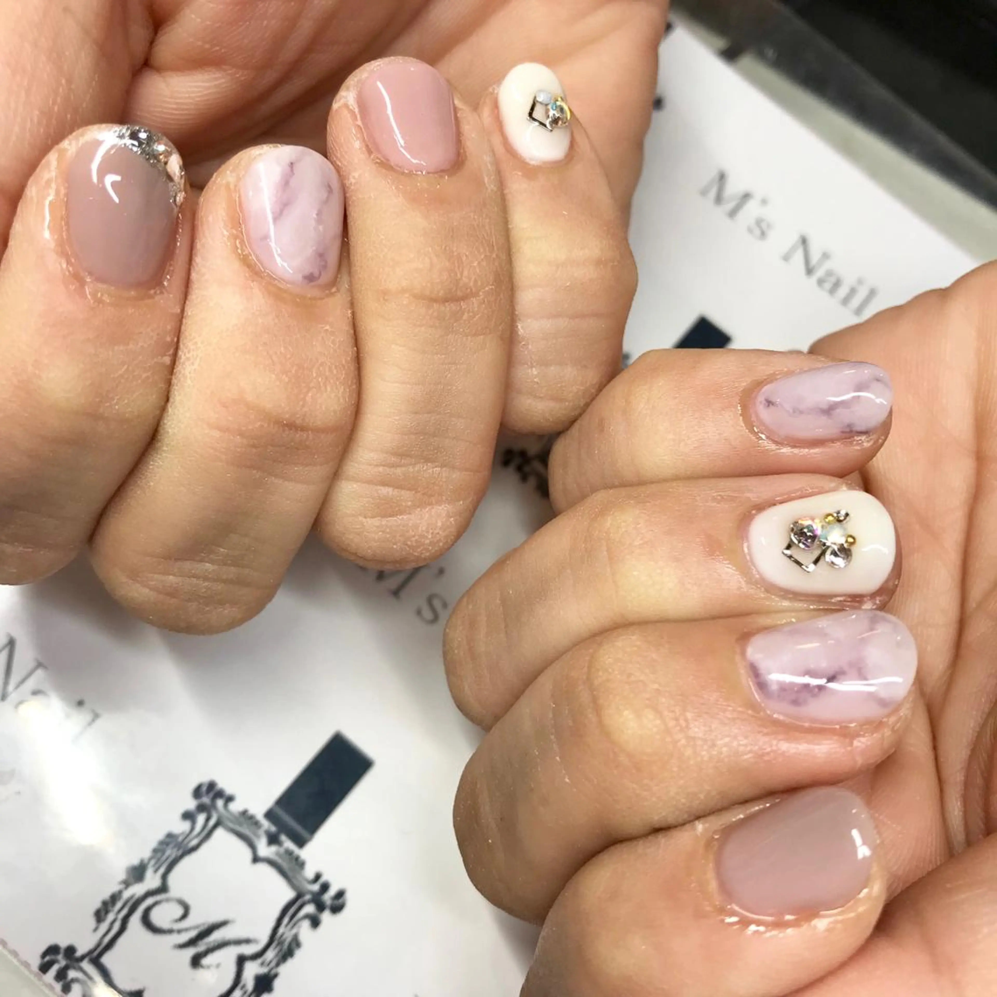 ネイル アートネイル 大理石ネイル(マーブル) M's nail所属・M's nail ..高幡不動のネイルデザイン