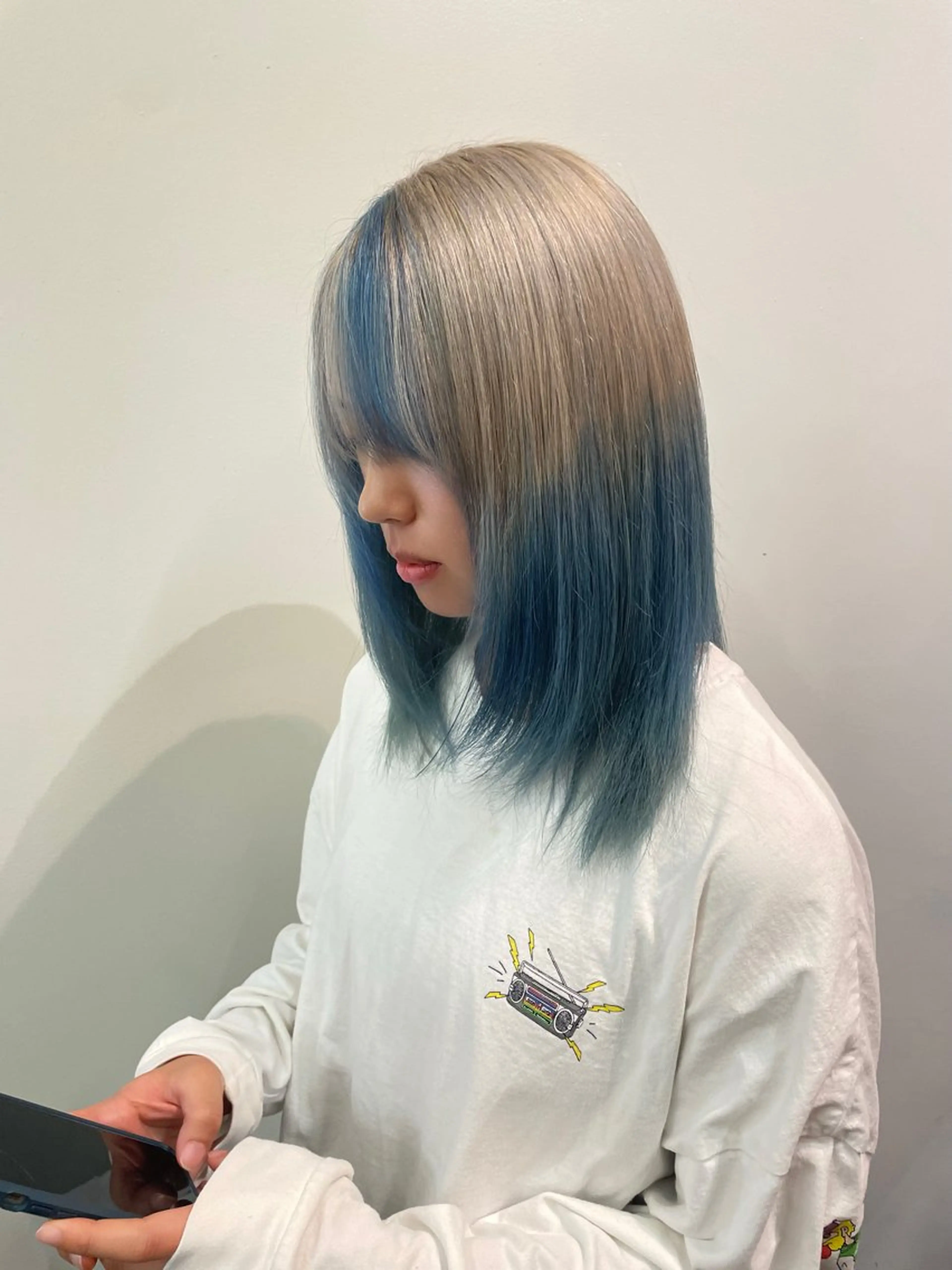 セミロング カラー ヘアカラー 都築 あんずのヘアスタイル