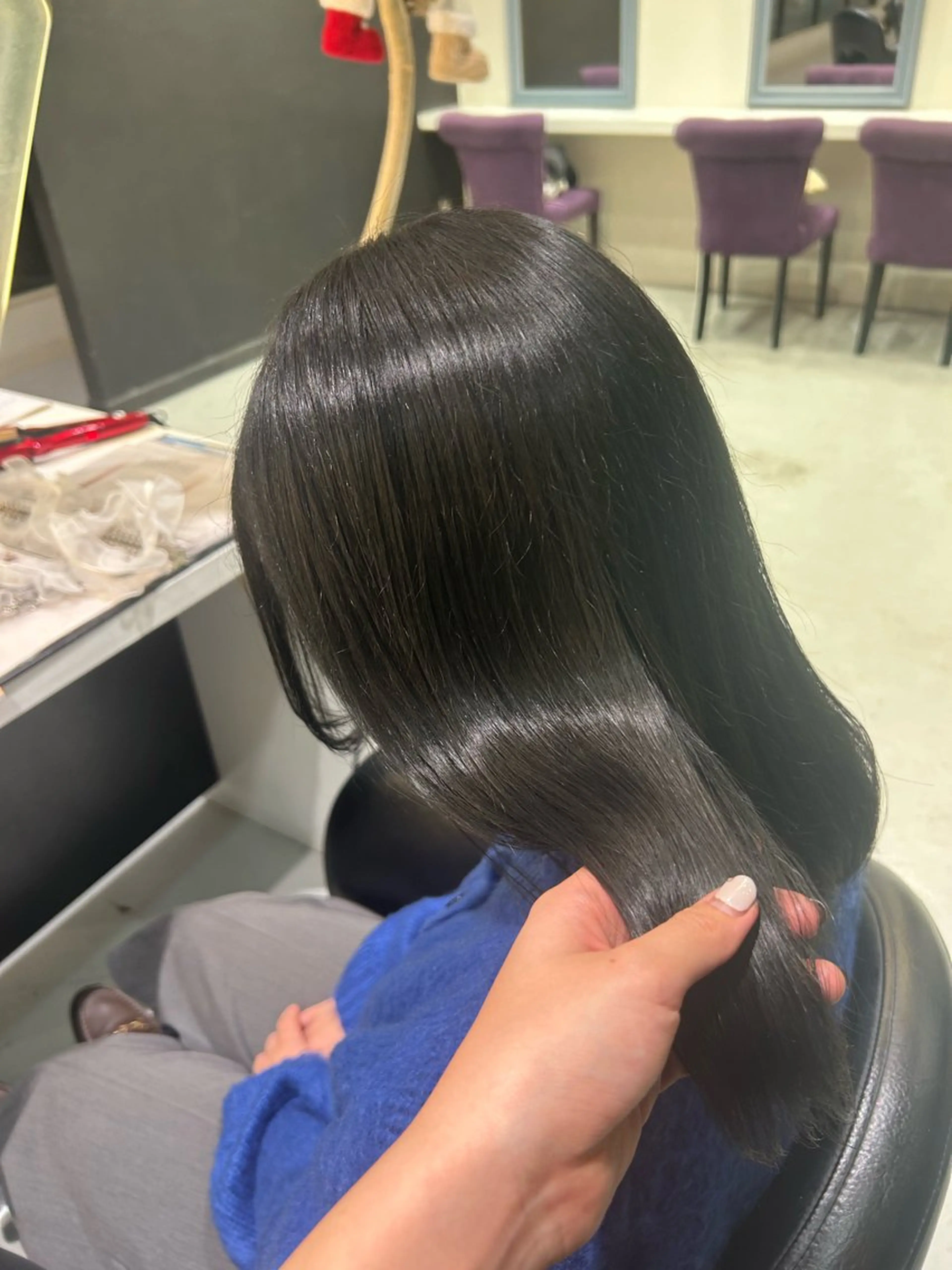 ロング カラー 縮毛矯正・癒し ヘッドスパ🧸ここなのヘアスタイル