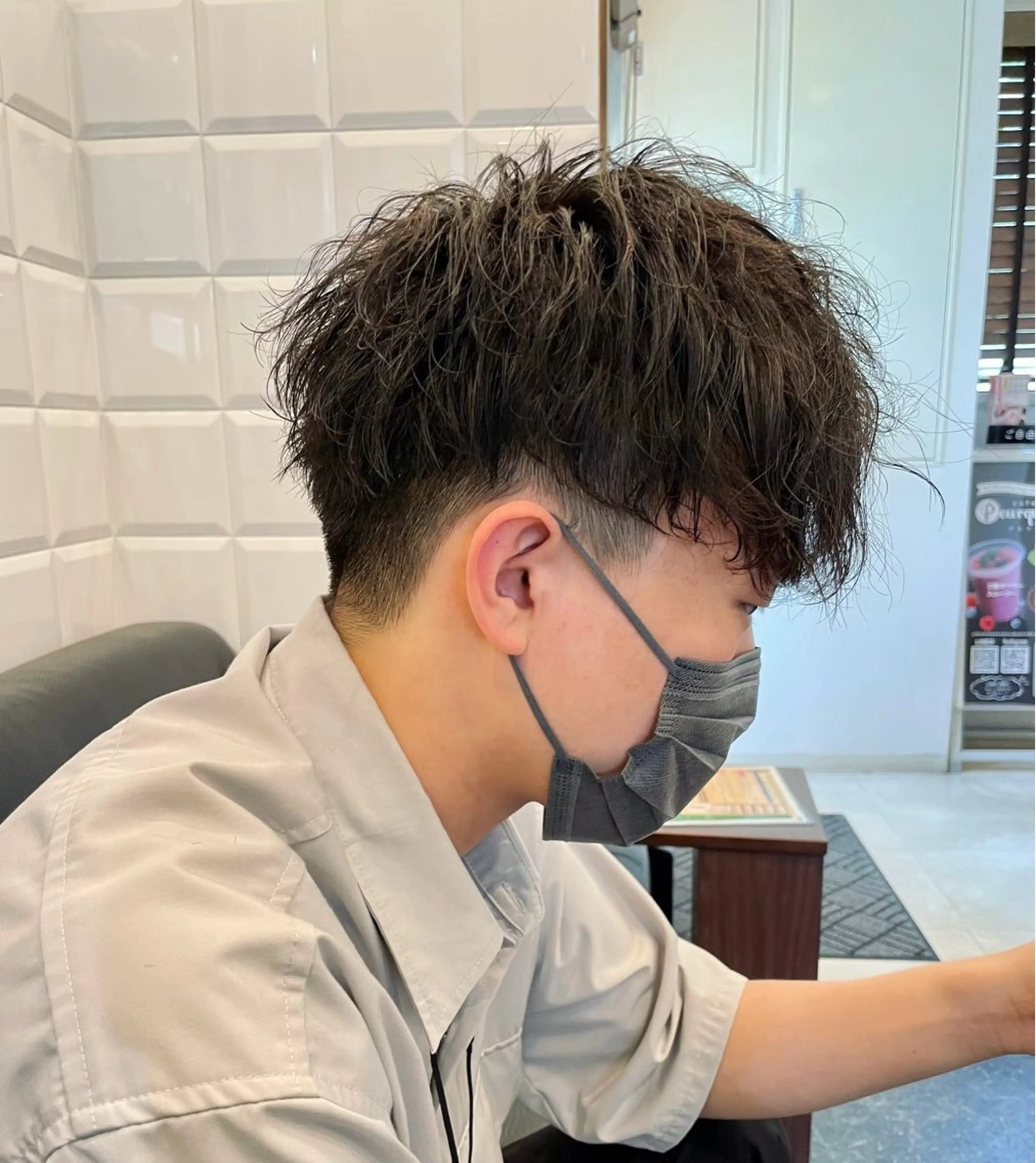 ミディアム パーマ メンズ 榊原 貫太のヘアスタイル