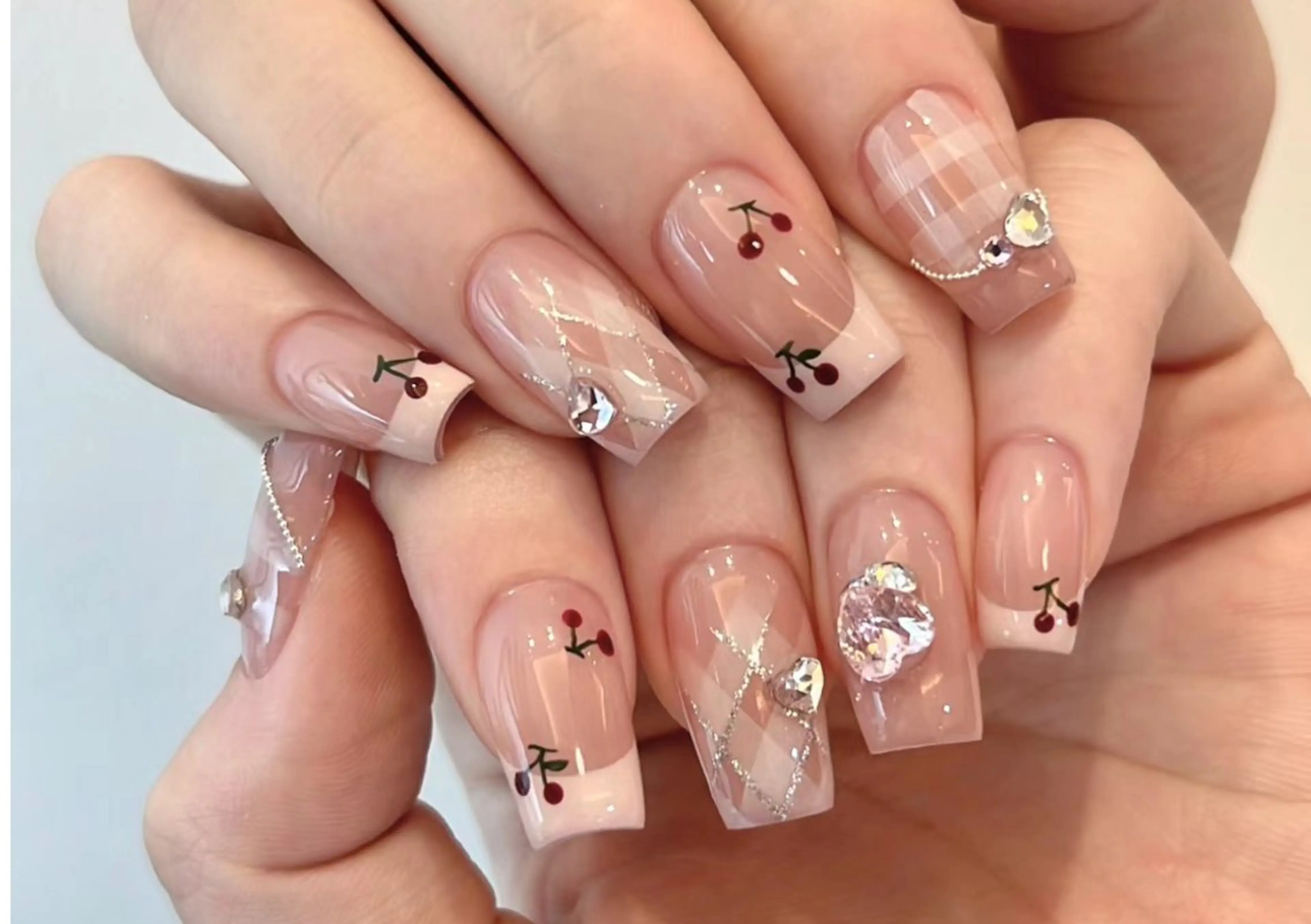 ネイル D-BEAUTY Nailsalonのネイルデザイン