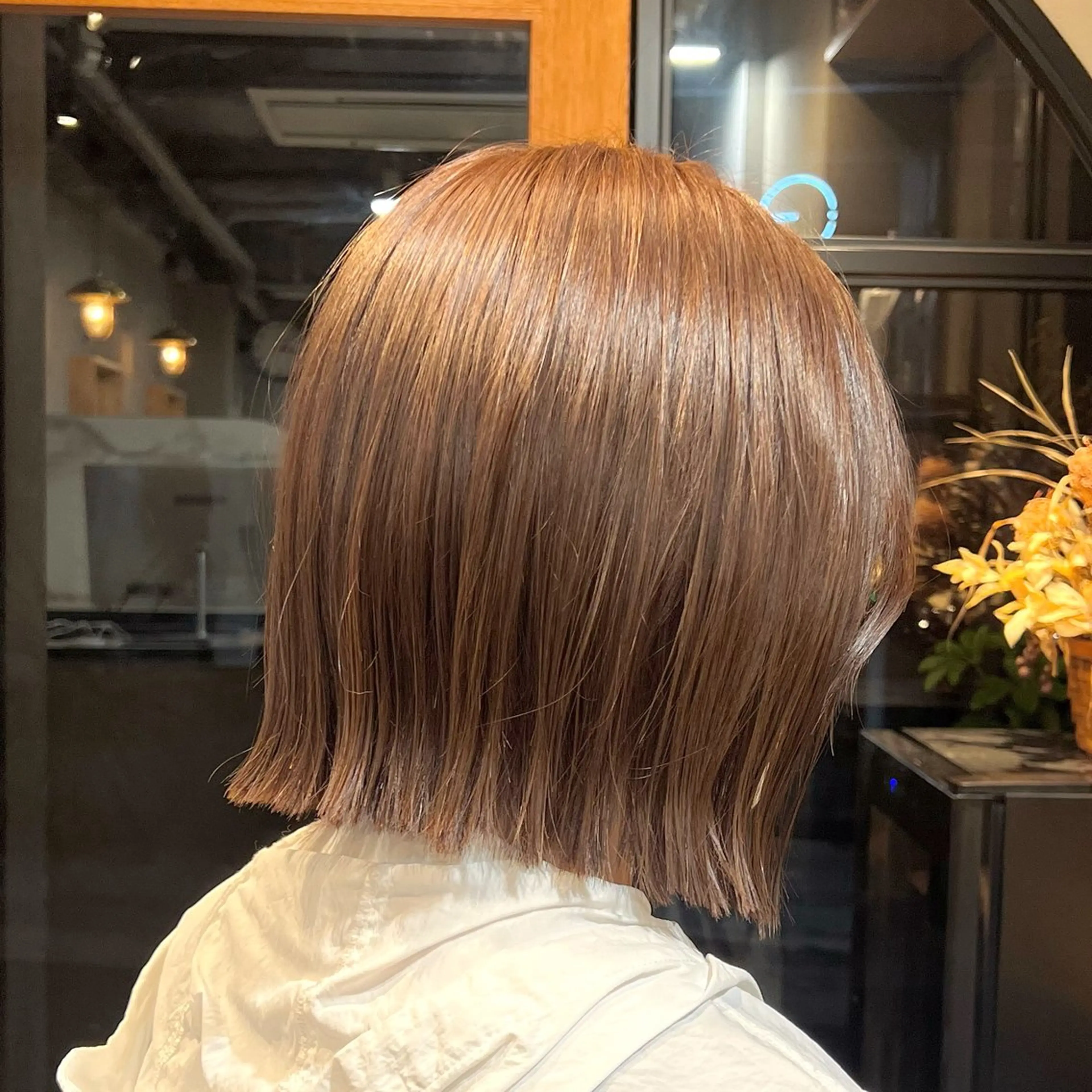 ショート カラー 切りっぱなしボブ ボブ 神戸ボブ✂️ ioe三宮/田 伸佳のヘアスタイル