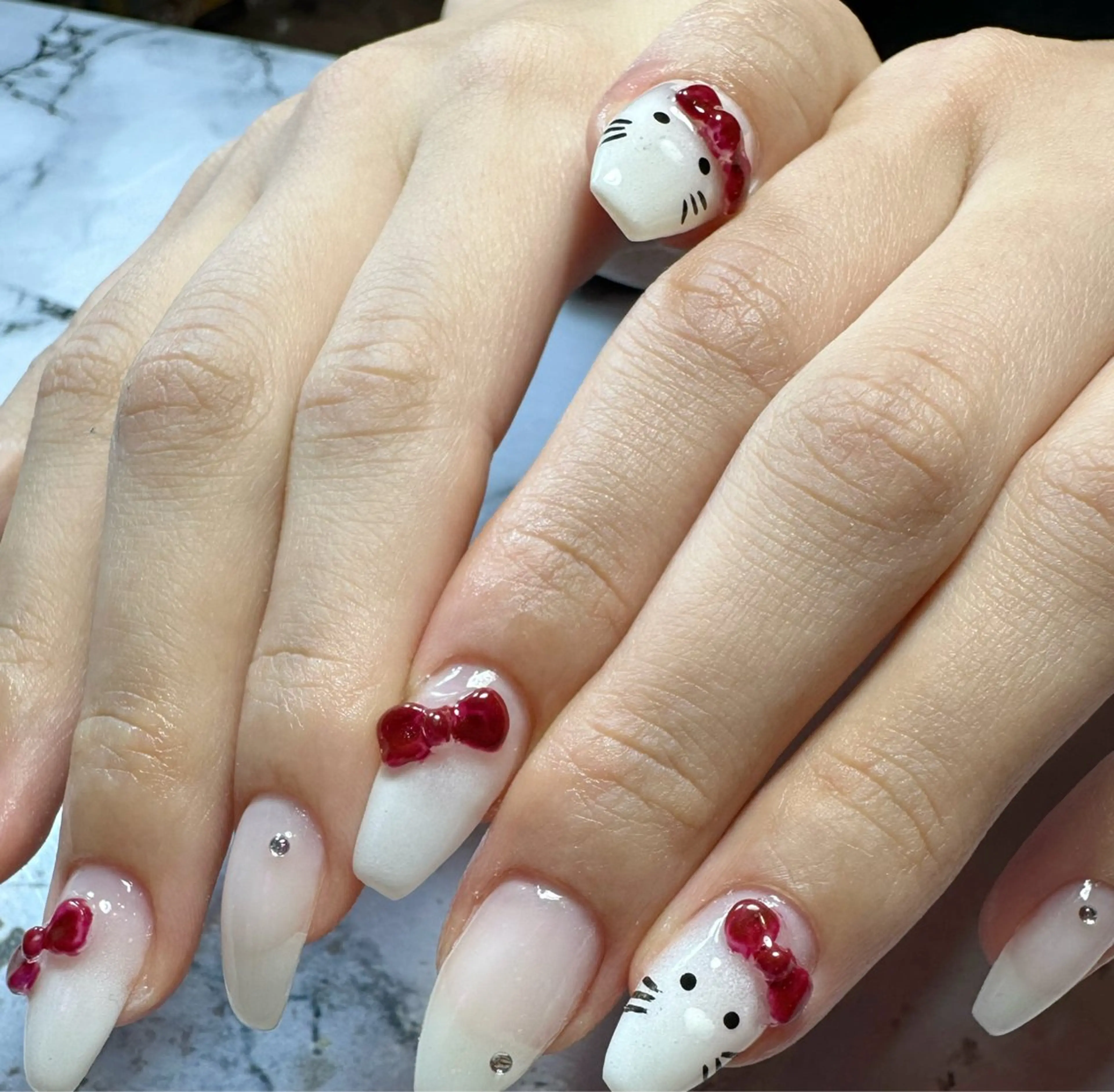 ネイル 新山 聖のネイルデザイン