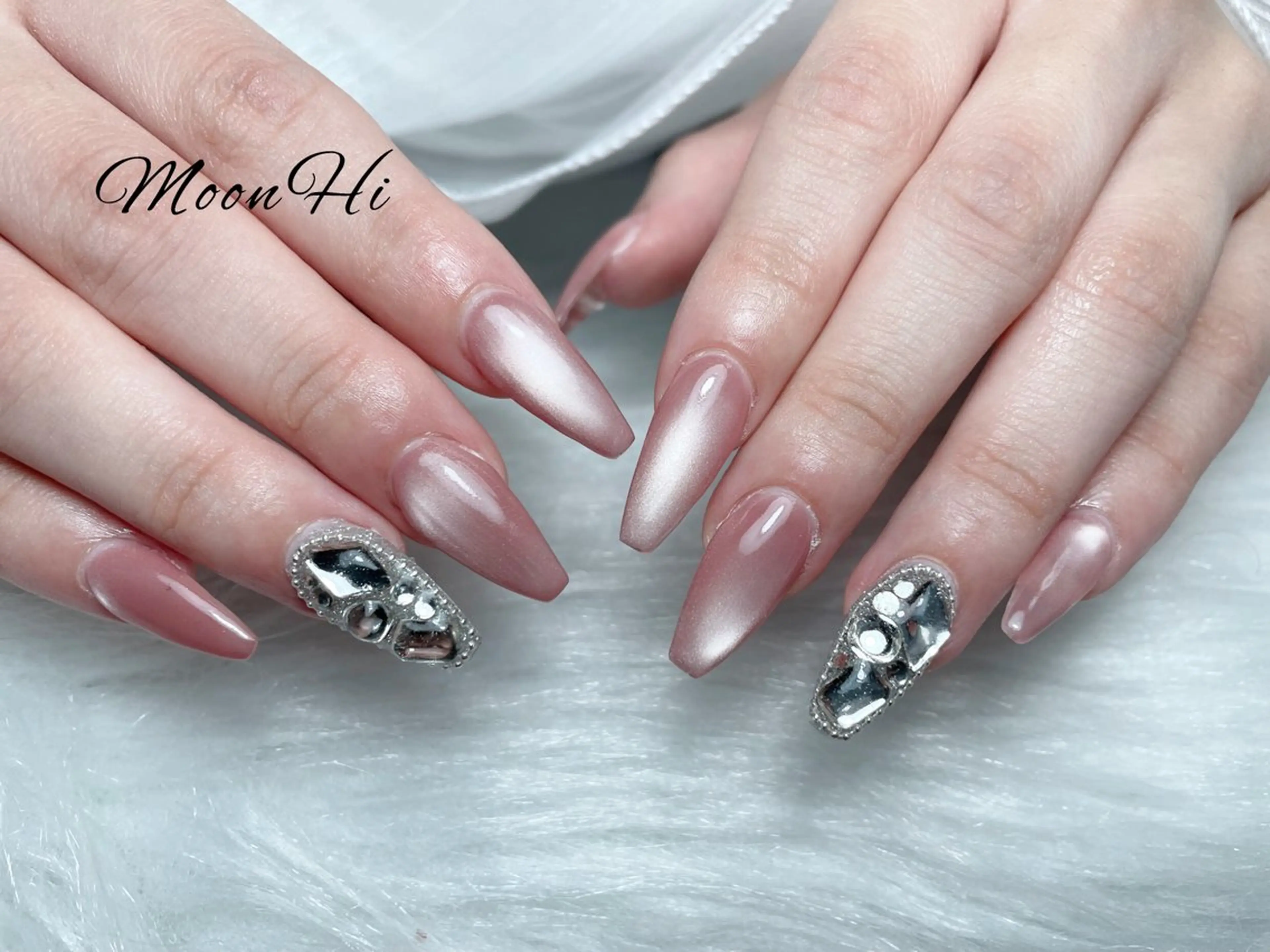 ネイル MoonHi Nail 朝霞台のネイルデザイン