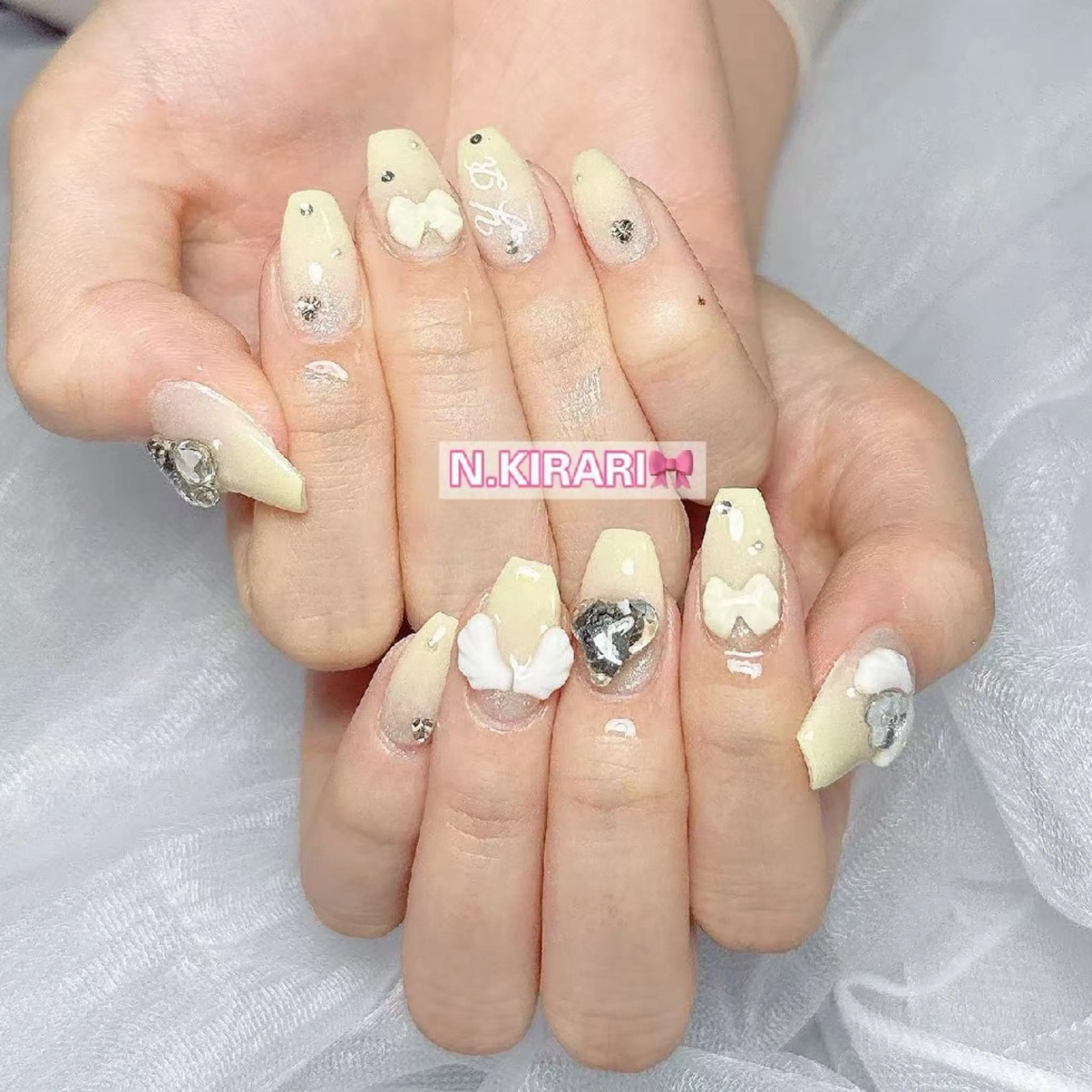 ネイル ハンドネイル ハンドケア 🎀 ユズ 🎀のネイルデザイン