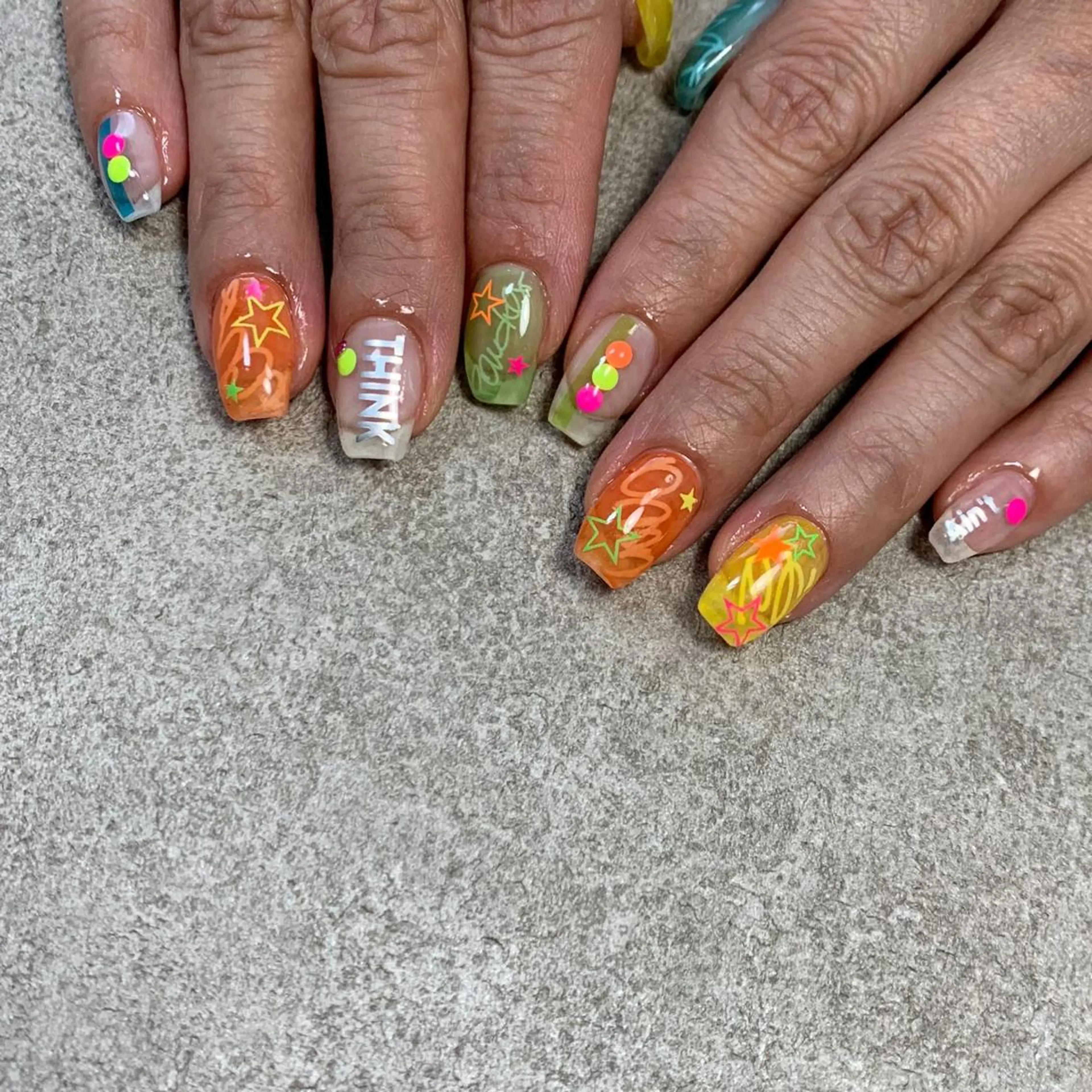 ネイル S. JEWELのネイルデザイン