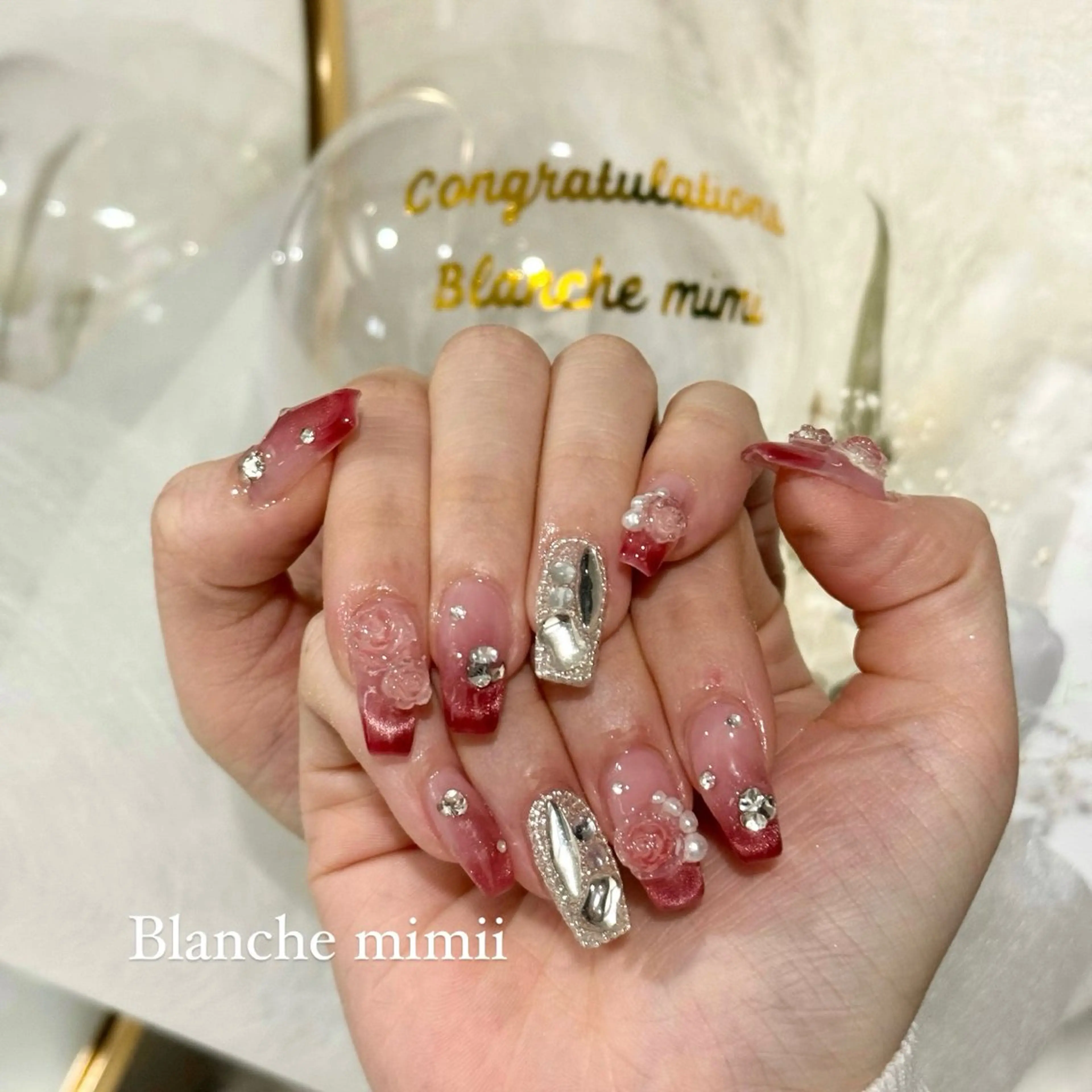 ネイル チークネイル フレンチネイル マグネットネイル マグネットフレンチ 赤色 Blanche Ayaのネイルデザイン