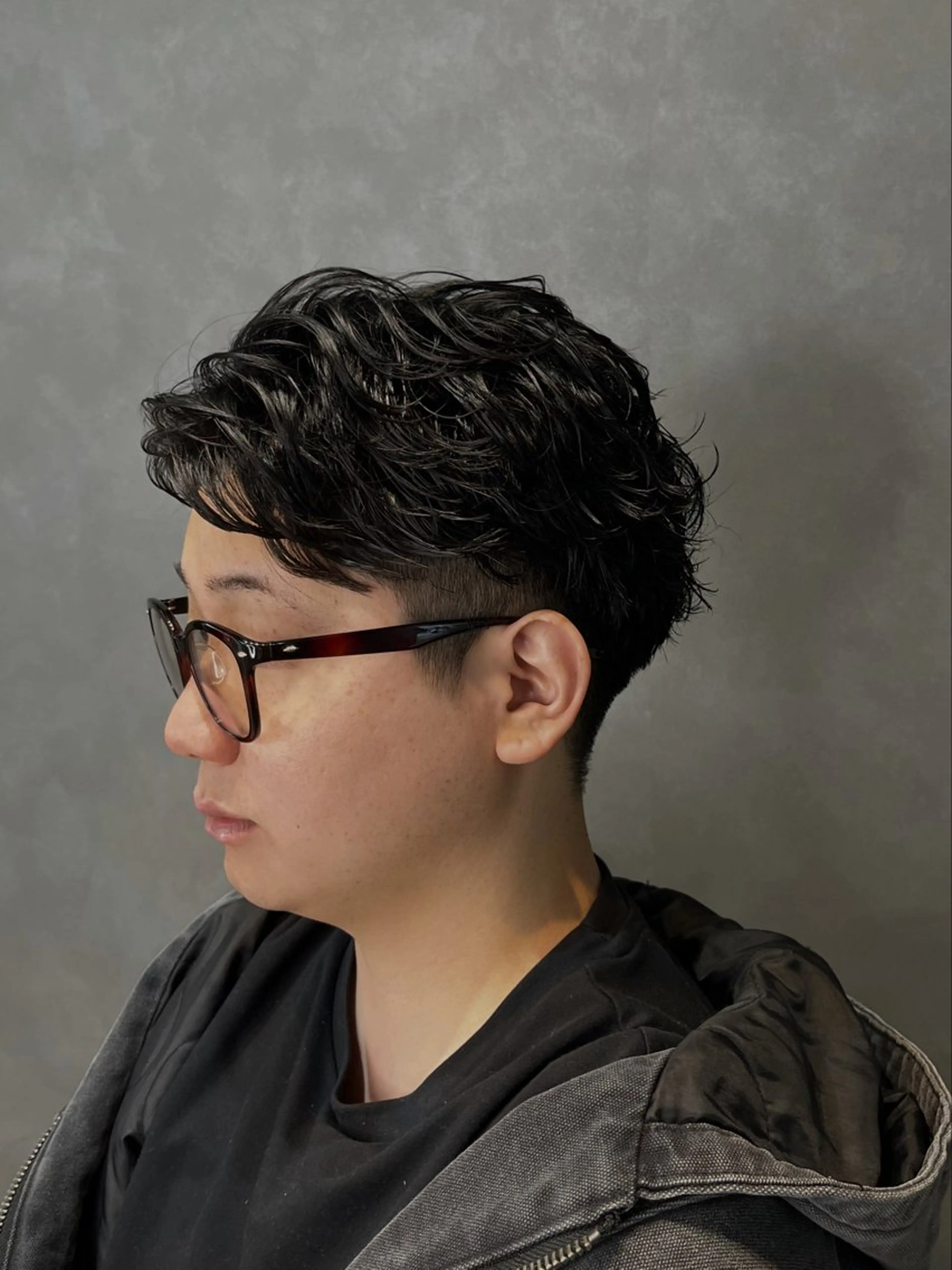 パーマ メンズ センターパート メンズパーマ ニュアンスパーマ カット パーマ 仙台くびれショート 特化/RIKUのヘアスタイル