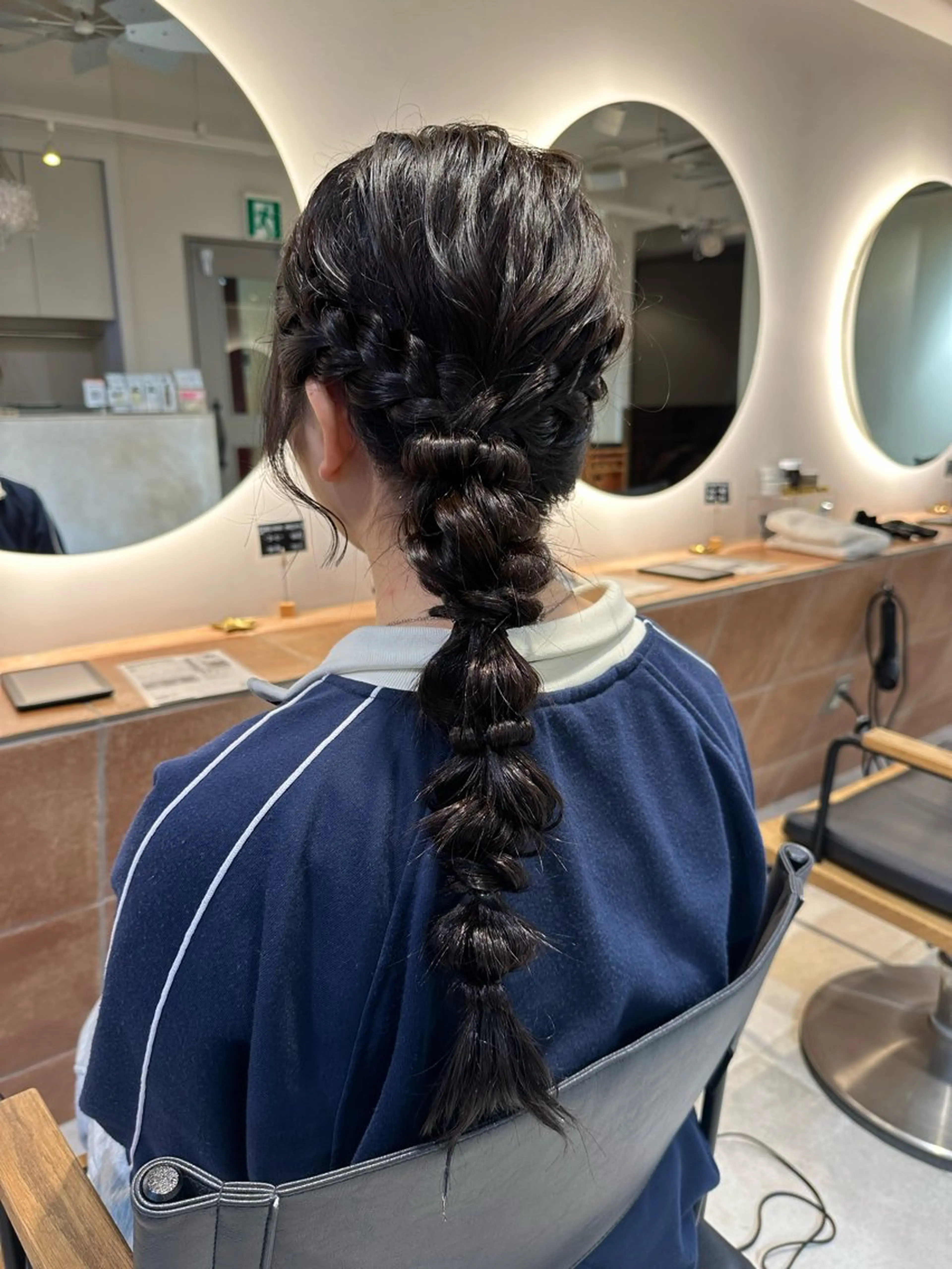 ロング ヘアアレンジ 横浜⭐️ブリーチ モデル💫あみ💫のヘアスタイル