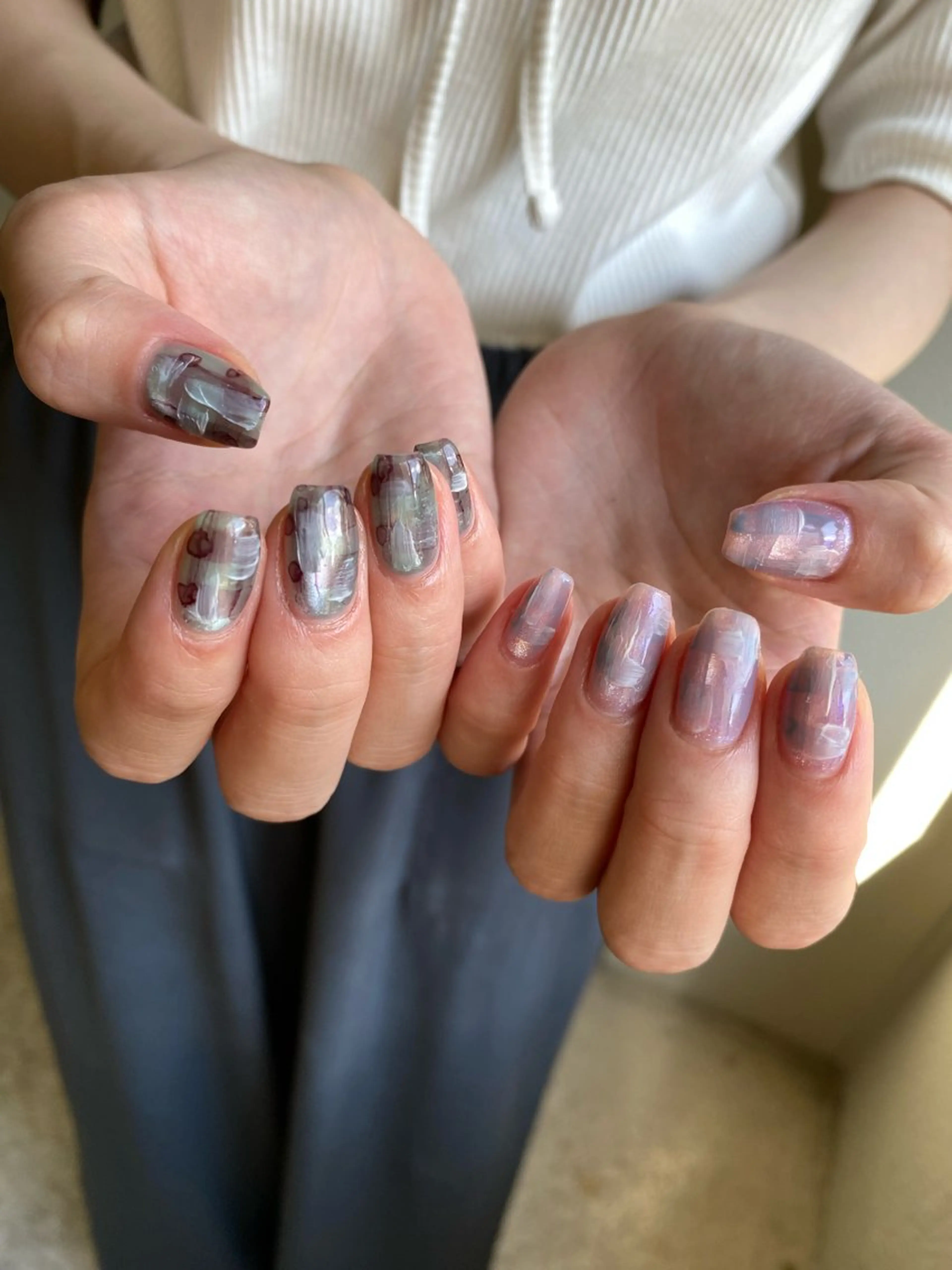 ネイル 成人式 フレンチネイル ジェルネイル ガーリー マグネットネイル ハンドネイル 草加ニュアンスネイル 🌚hersのネイルデザイン