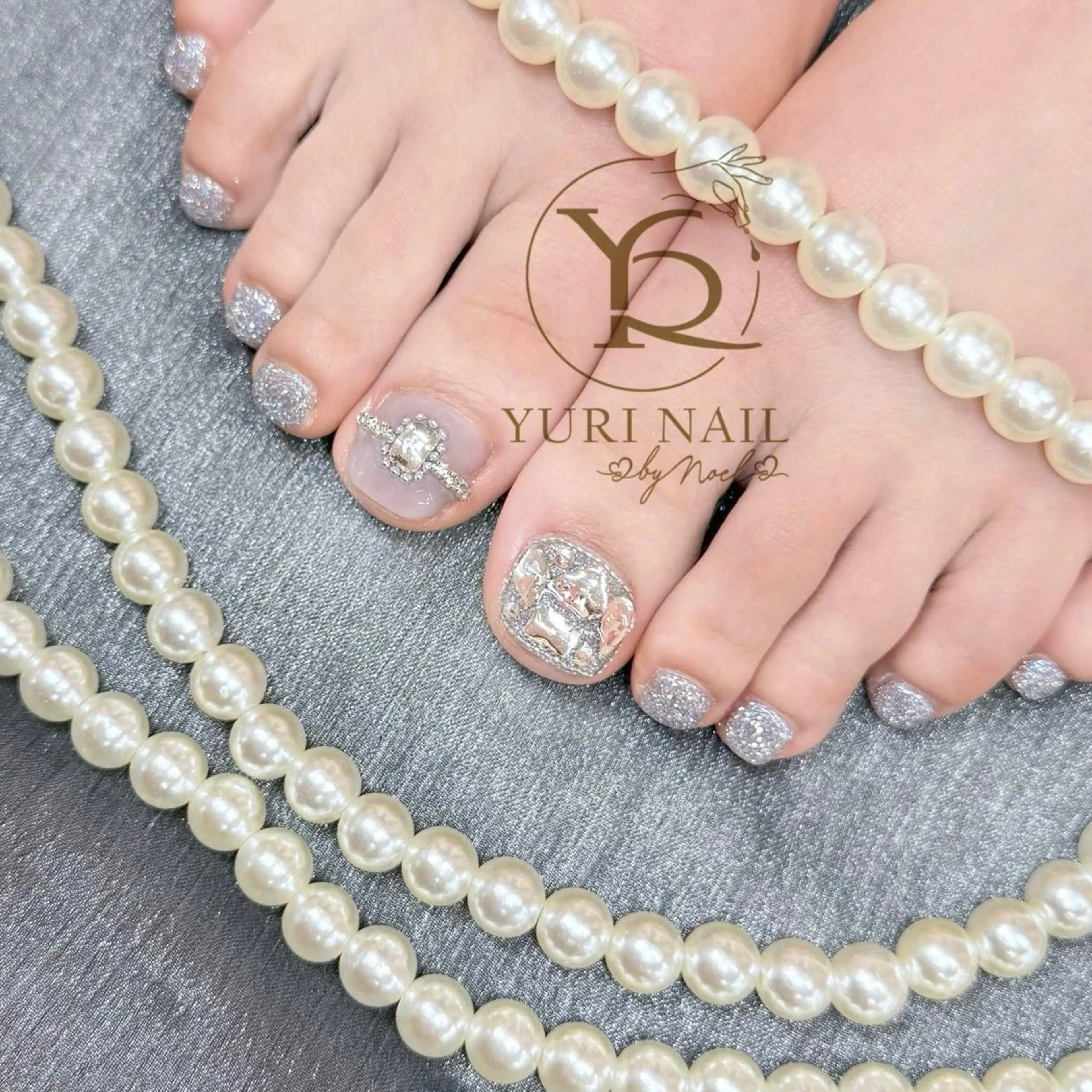 ネイル チークネイル フットネイル フレンチネイル グラデーション キラキラネイル フットネイル ハンドケア YURI Nail Funabashiのネイルデザイン