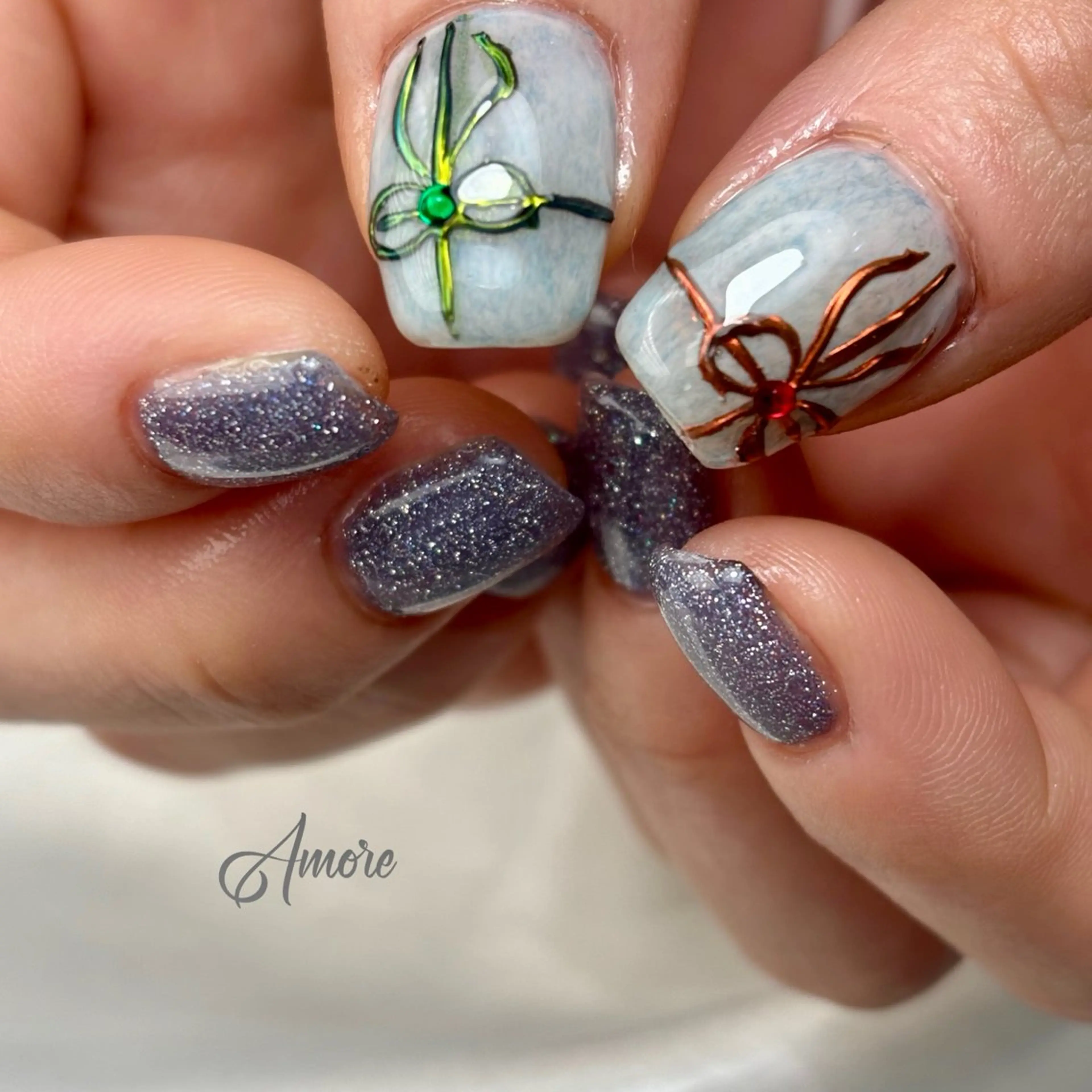 ネイル ジェルネイル キラキラネイル 韓国ネイル マグネットネイル パラジェル You kyehwaのネイルデザイン