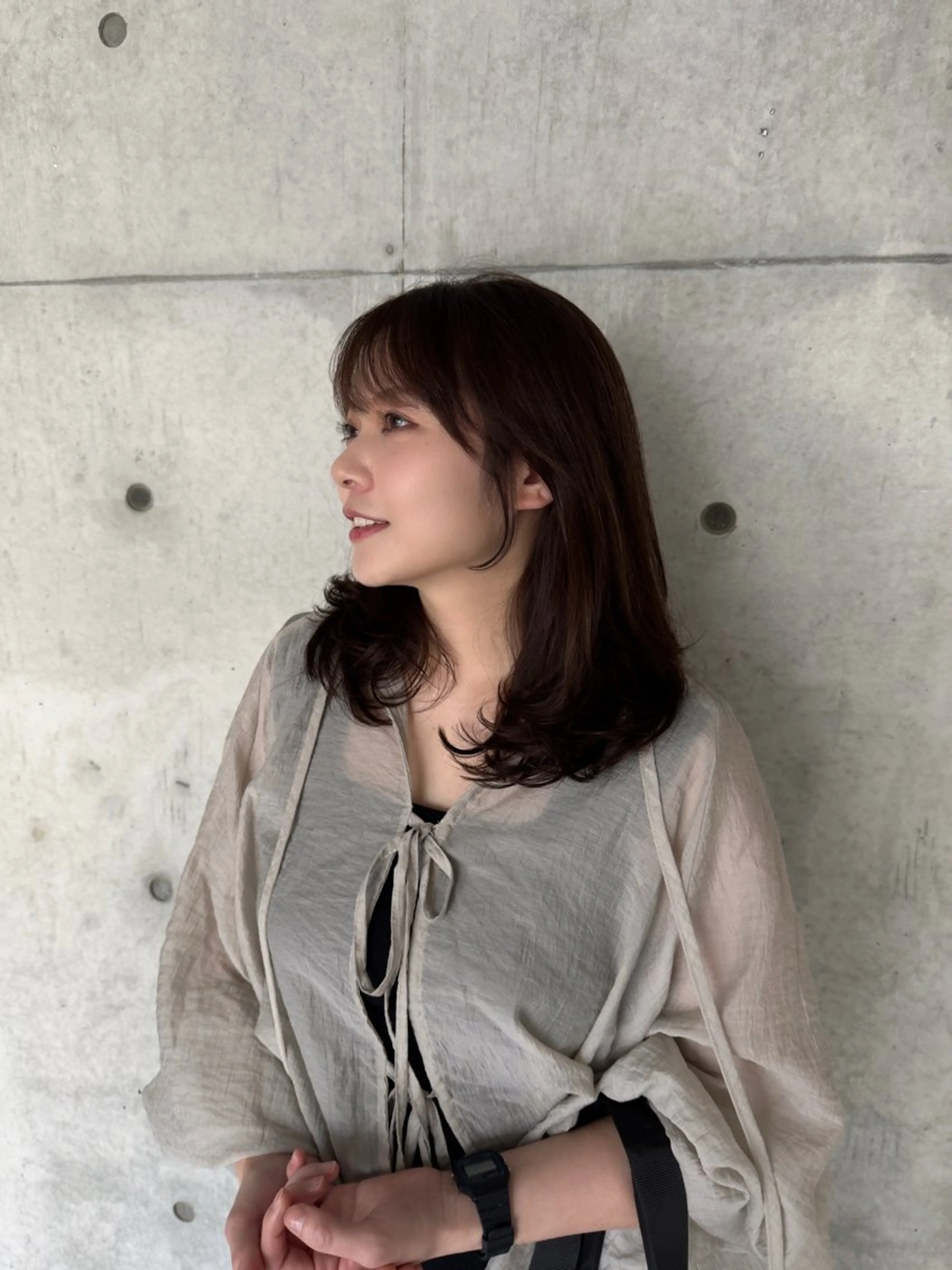 ロング カラー ロングレイヤー アッシュ ベージュカラー ブリーチ 透明感カラー カット ヘアカラー トリートメント 誰より丁寧なカット/ 小林輝/レイヤーのヘアスタイル