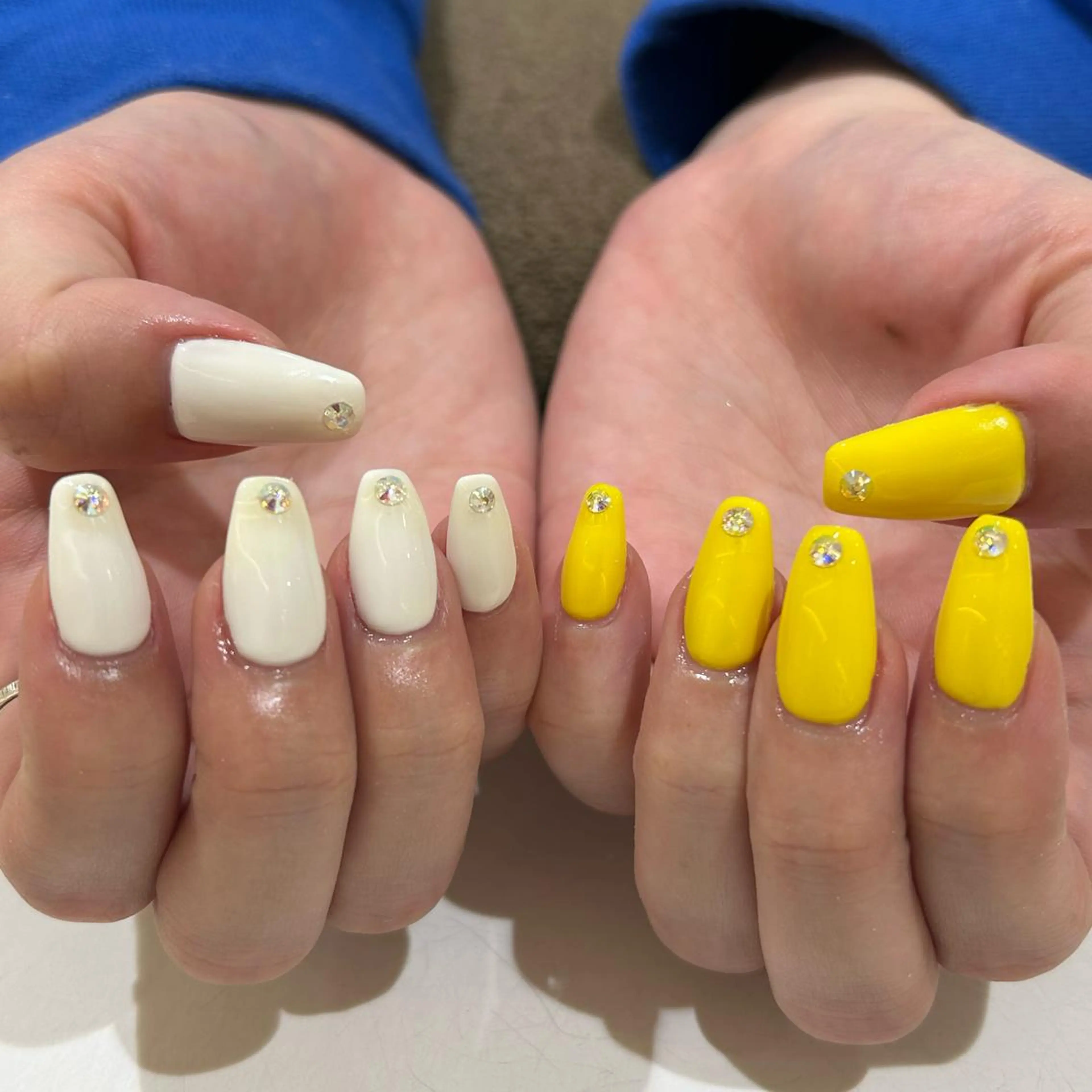 ネイル ストーンネイル ハンドネイル 野島 千夏のネイルデザイン