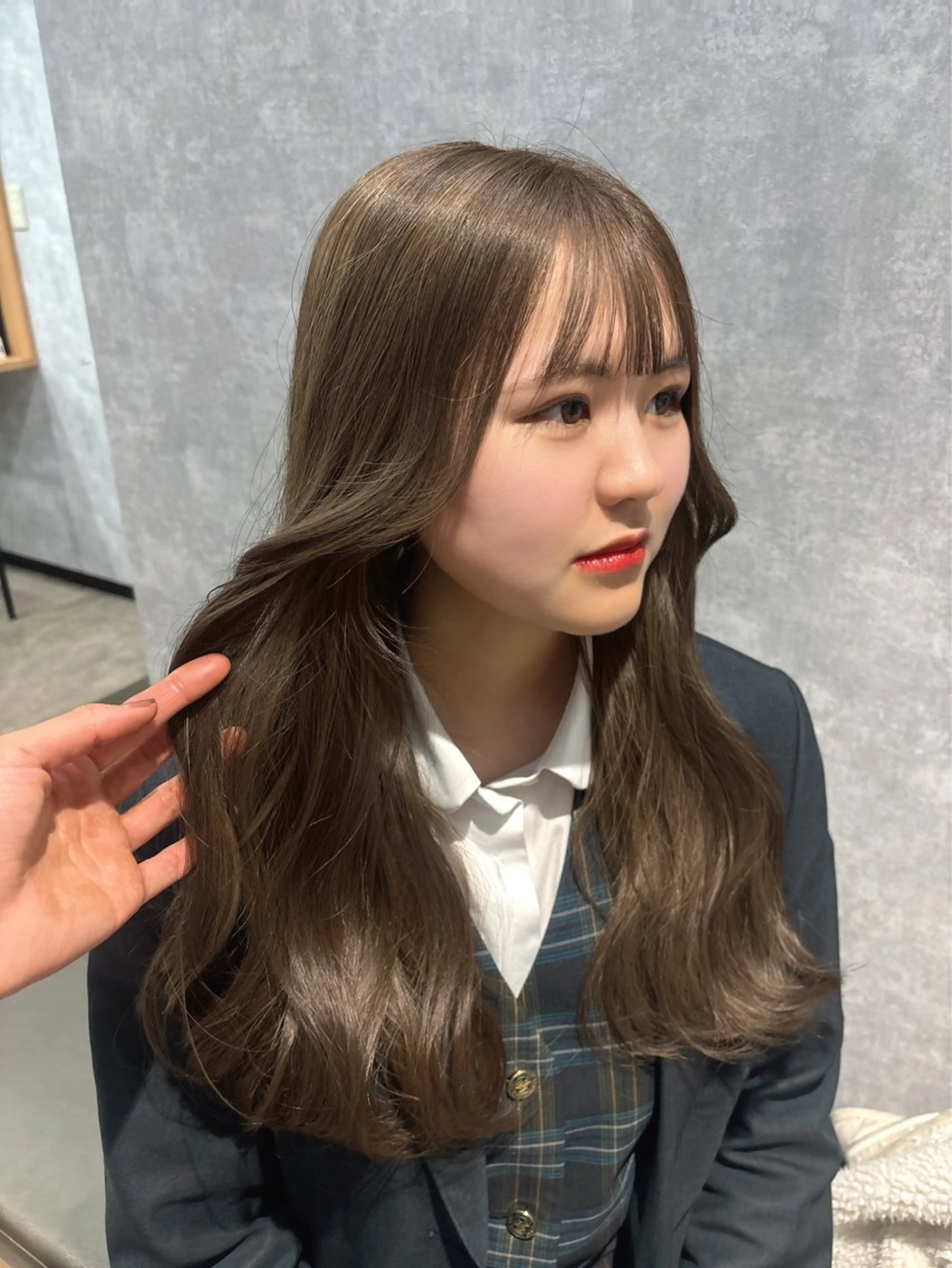 ロング カット ヘアカラー トリートメント 🌐NATSUMI 🌐【寒色カラー】のヘアスタイル