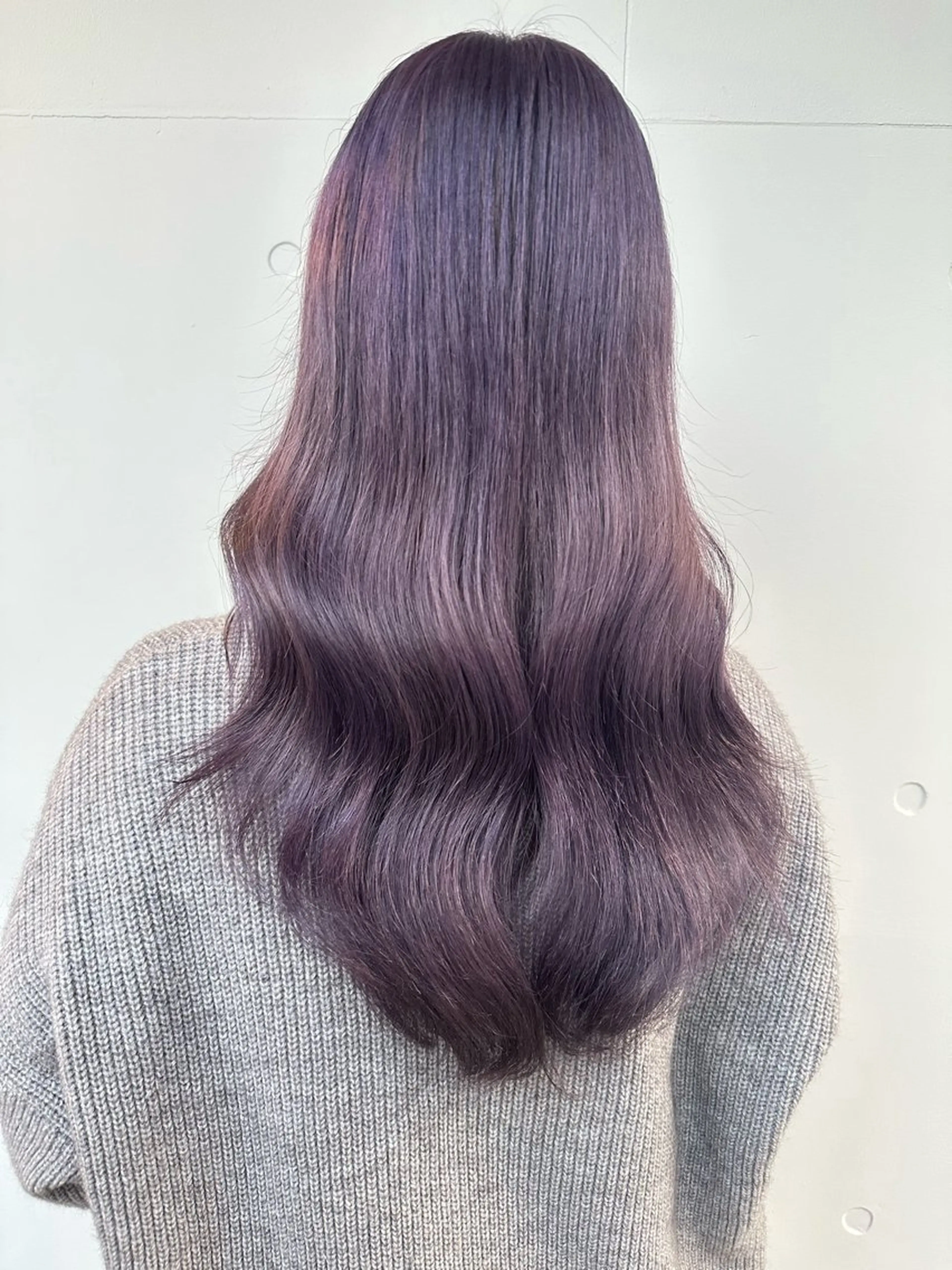 ロング カラー ブリーチ ラベンダーカラー DAIKIベージュ 🍂レイヤーカットのヘアスタイル