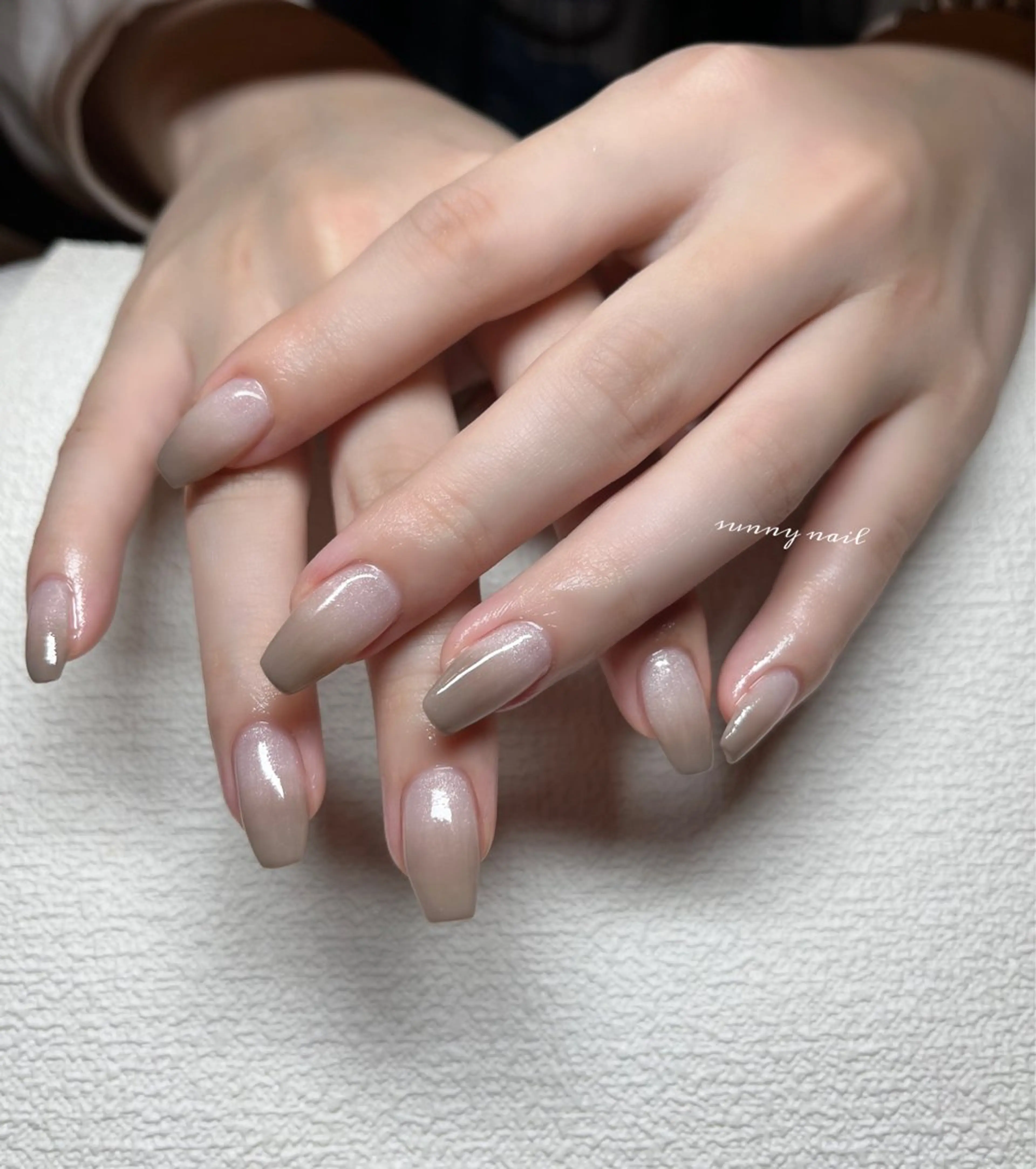 ネイル ジェルネイル グラデーション マグネットネイル パラジェル sunny nailのネイルデザイン