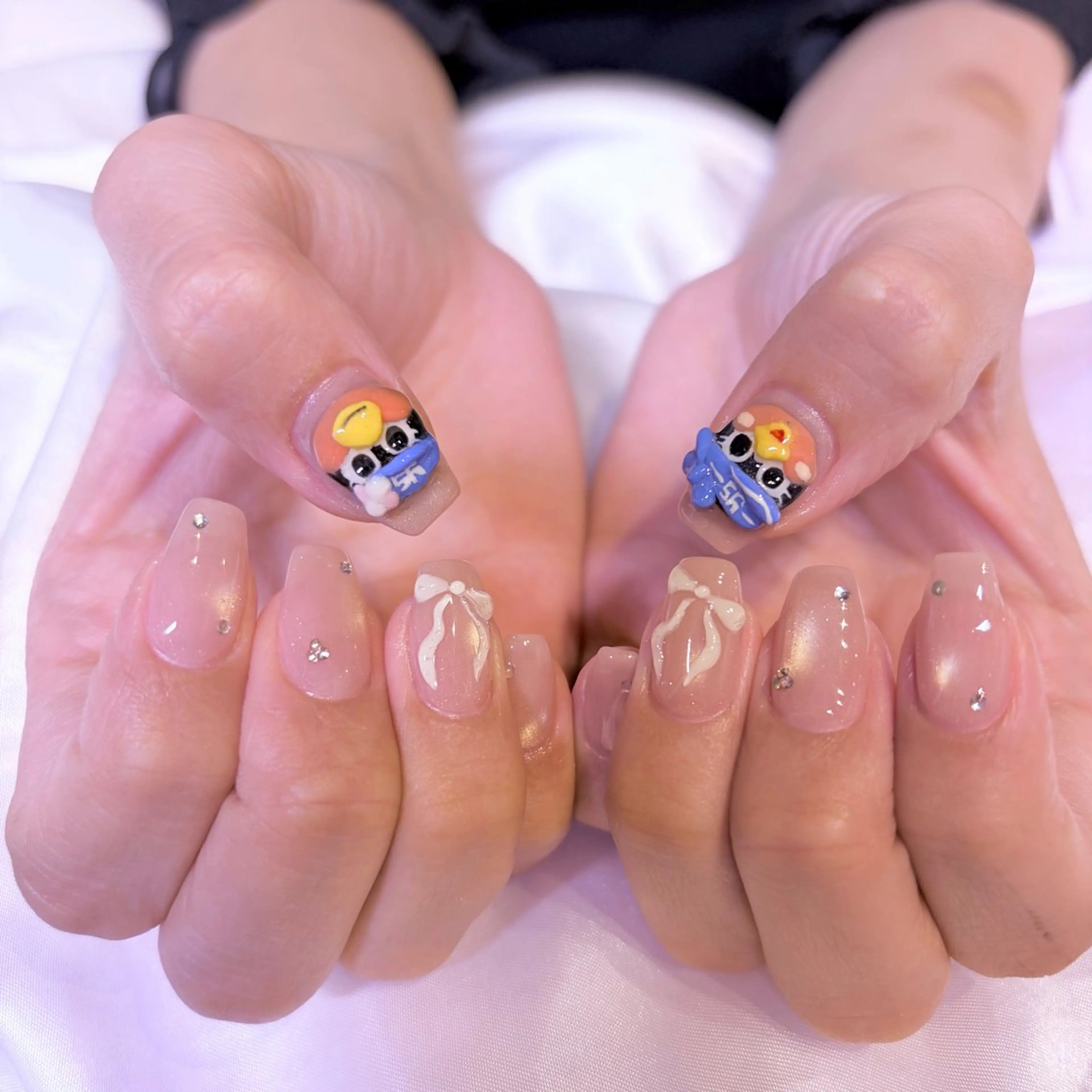 ネイル 持ち込み リボン ハンドネイル nail salon e'mu💐のネイルデザイン